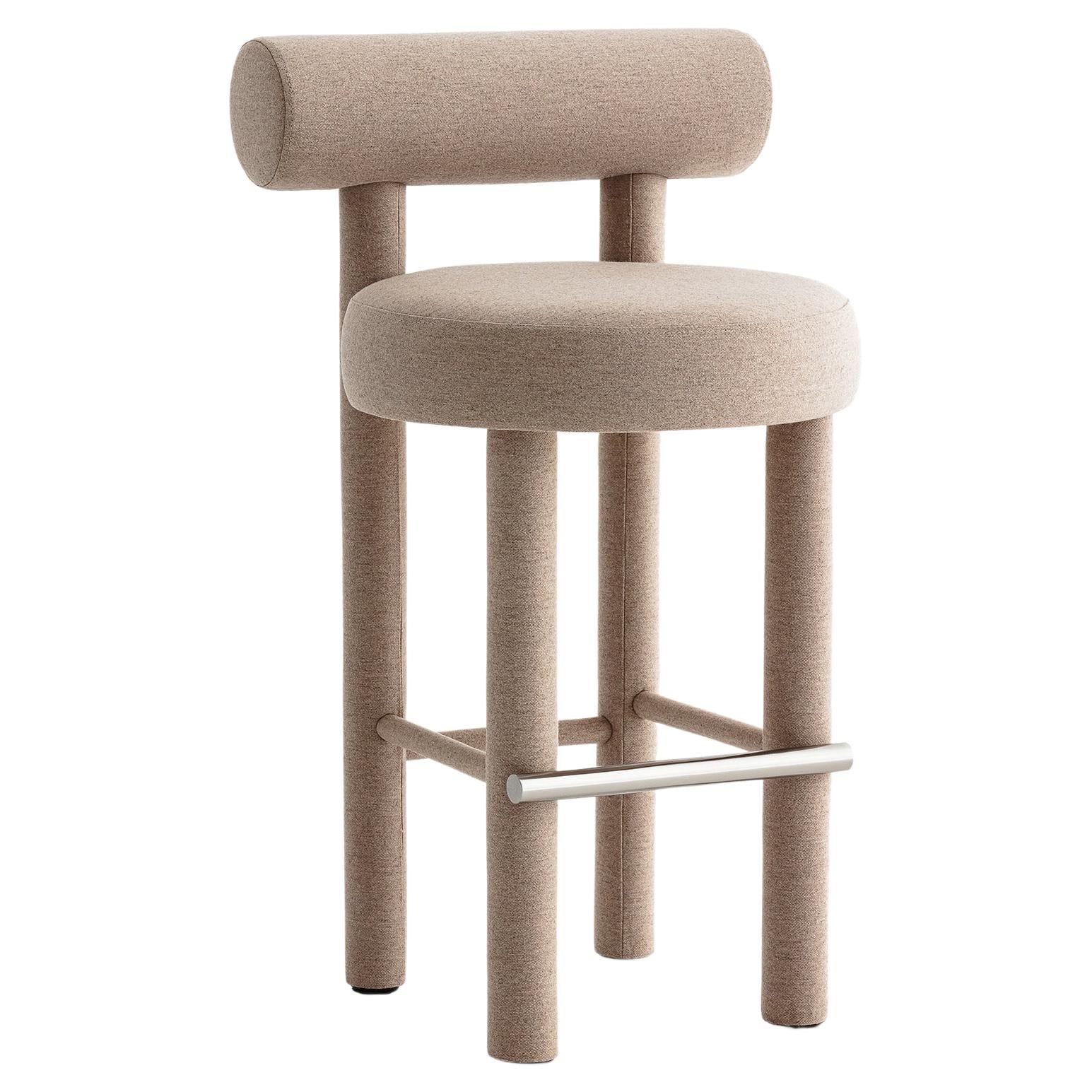 https://a.1stdibscdn.com/modern-bar-chair-gropius-cs1-fully-upholstered-in-fabric-by-noom-for-sale/f_42321/f_295575921657730423483/f_29557592_1657730424003_bg_processed.jpg