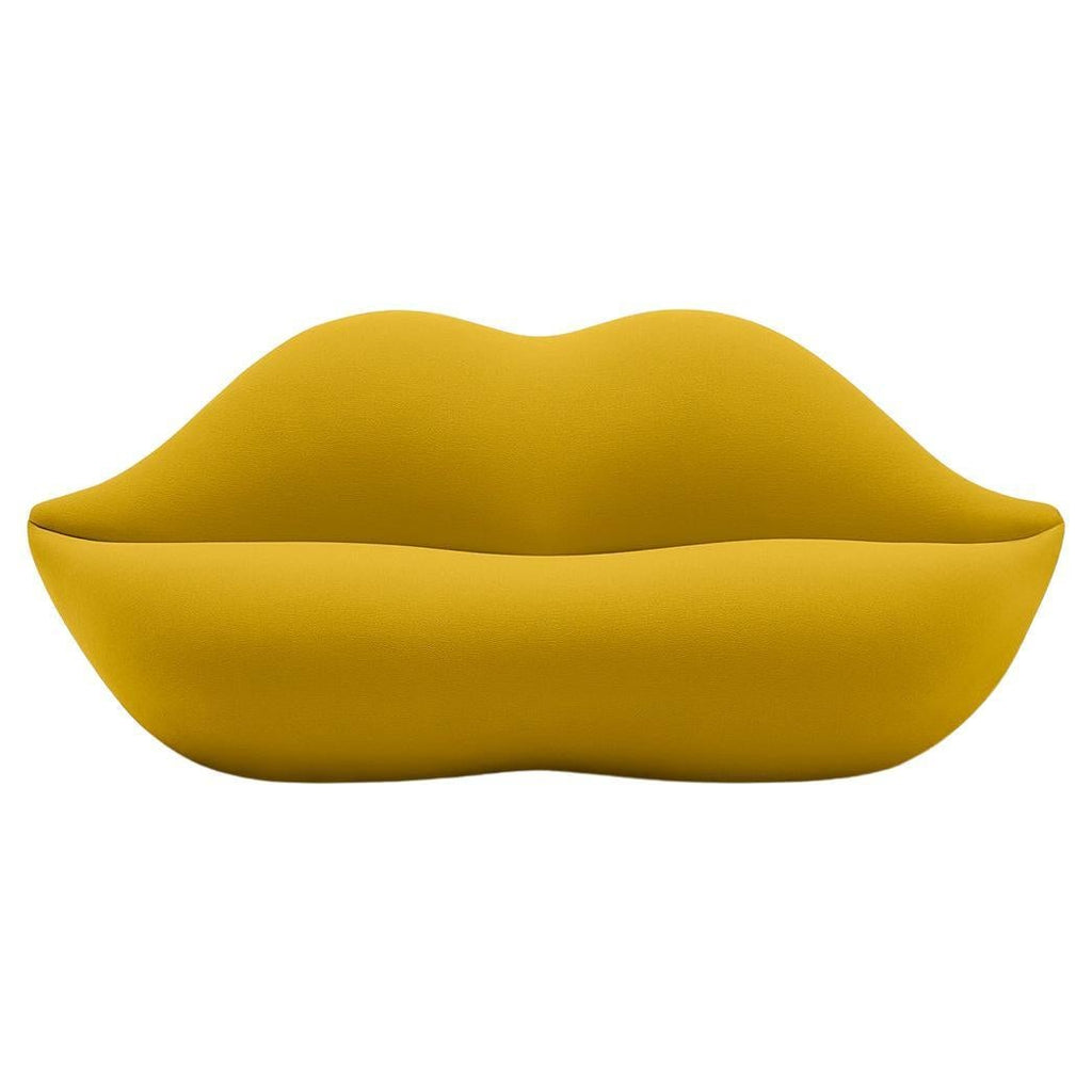 https://a.1stdibscdn.com/gufram-bocca-sofa-by-studio-65-for-sale/f_44652/f_296365521658190440636/f_29636552_1658190440875_bg_processed.jpg