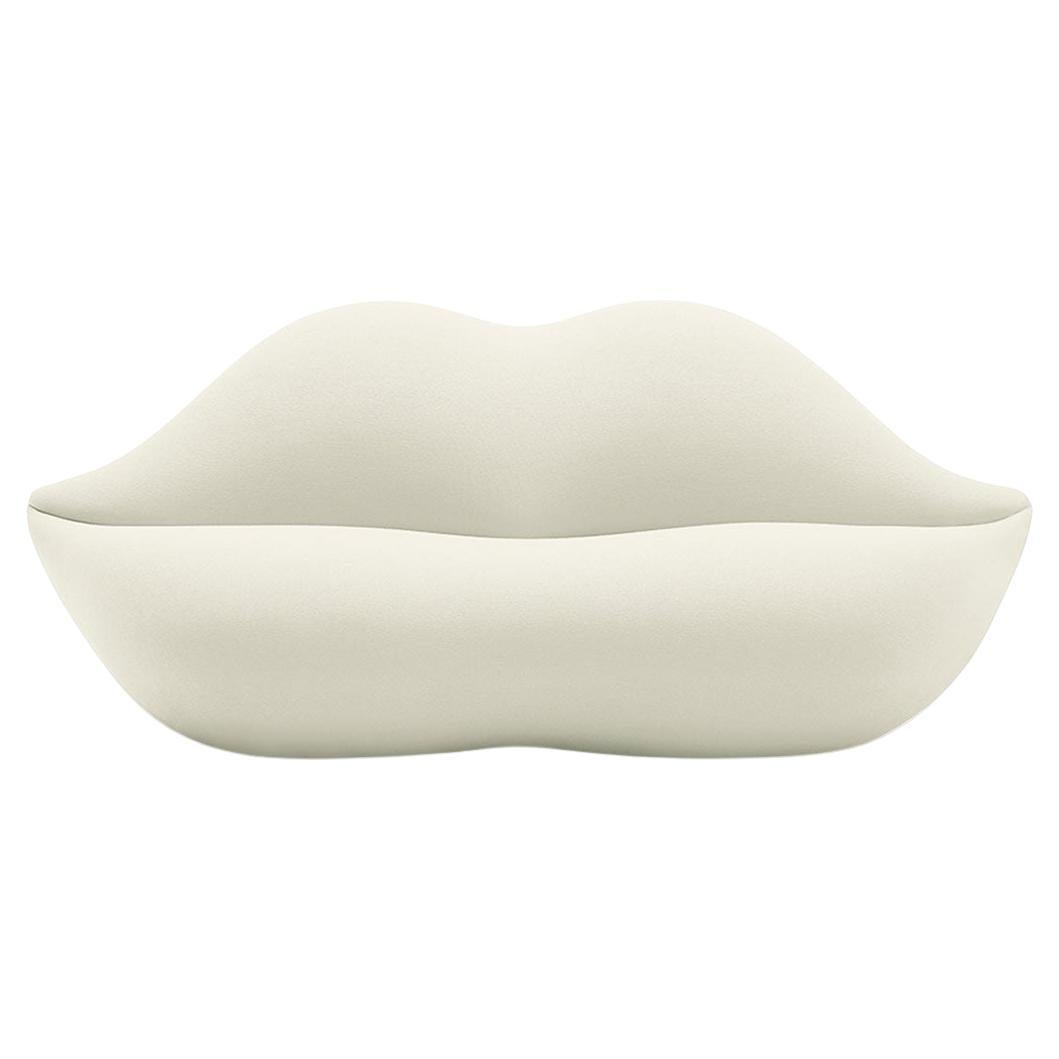 https://a.1stdibscdn.com/gufram-bocca-sofa-by-studio-65-for-sale/f_44652/f_296365621658190661427/f_29636562_1658190661669_bg_processed.jpg