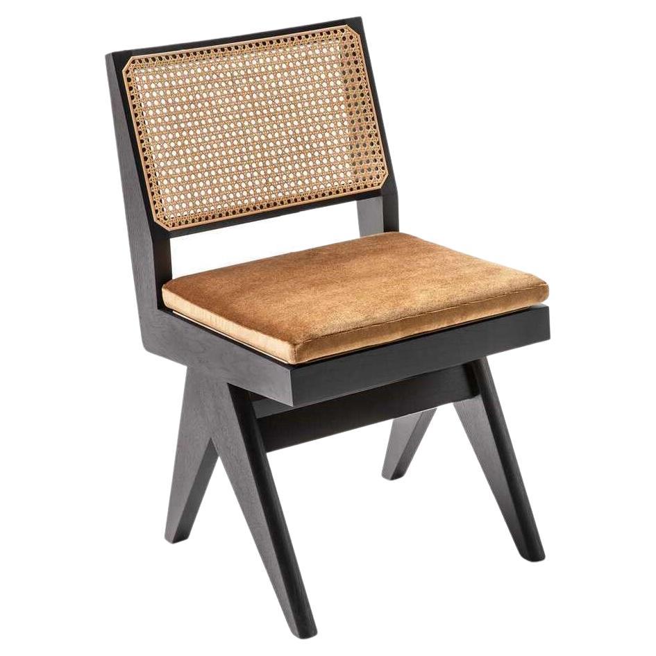 https://a.1stdibscdn.com/pierre-jeanneret-055-capitol-complex-chair-for-cassina-italy-2022-for-sale/f_15912/f_297409021658844664436/f_29740902_1658844664703_bg_processed.jpg
