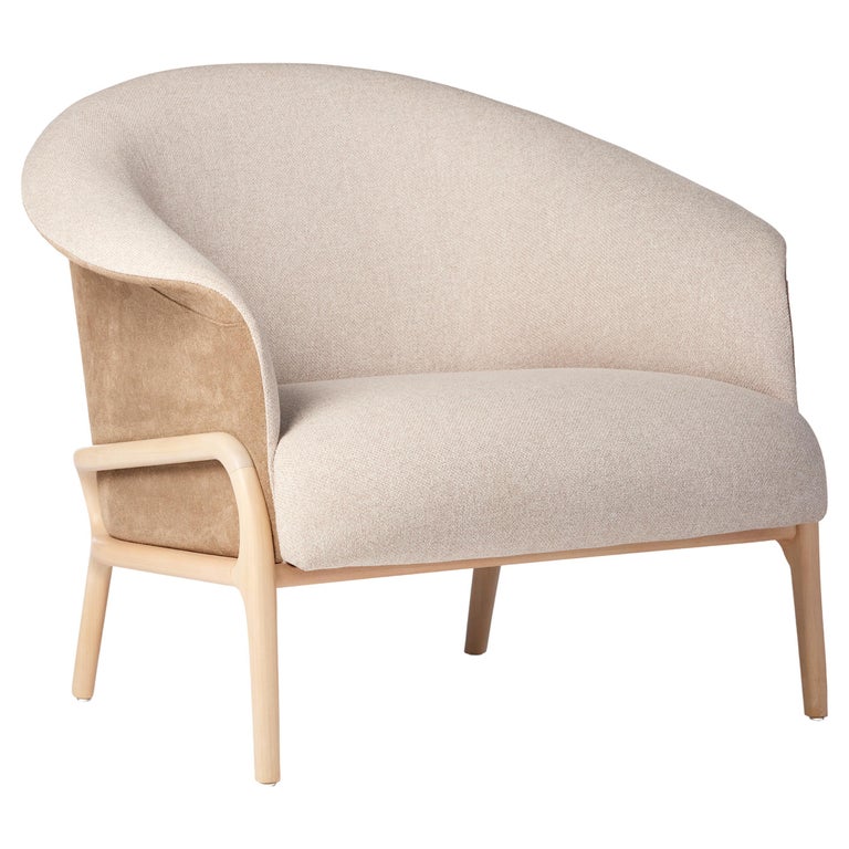 https://a.1stdibscdn.com/modern-organic-style-collana-armchair-in-solid-wood-leather-flexible-seating-for-sale/f_35593/f_299072121659987220677/f_29907212_1659987222172_bg_processed.jpg?width=768