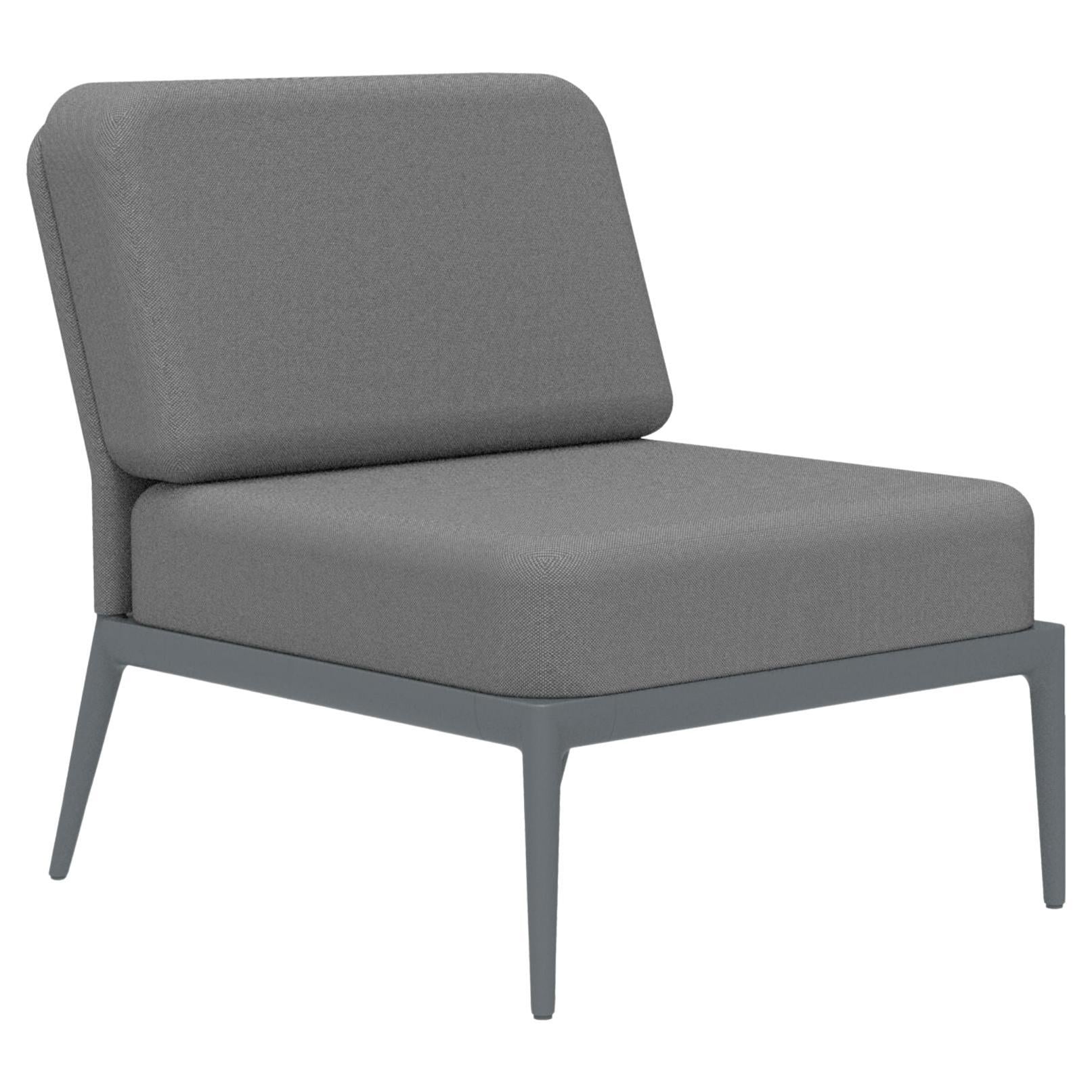 https://a.1stdibscdn.com/cover-grey-central-modular-sofa-by-mowee-for-sale/f_12192/f_340614021682877365938/f_29956072_1660311747326_bg_processed.jpg