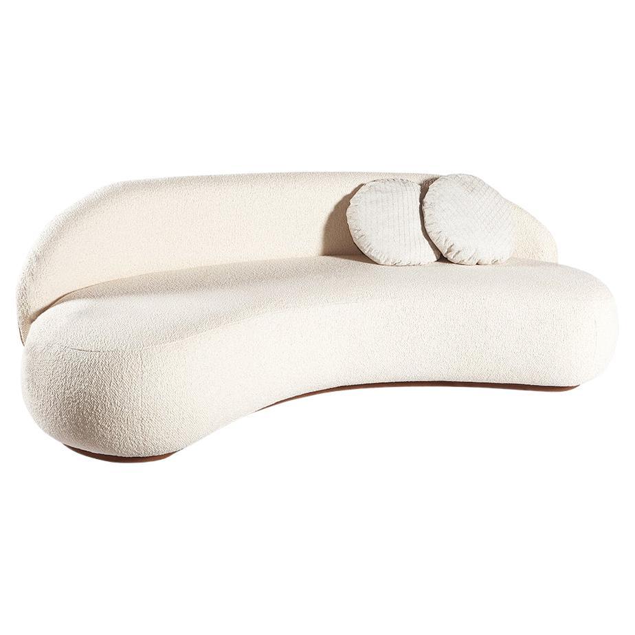 https://a.1stdibscdn.com/pietra-organic-couch-upholstered-in-boucle-fabric-for-sale/f_56842/f_302793321662378350726/f_30279332_1662378350896_bg_processed.jpg