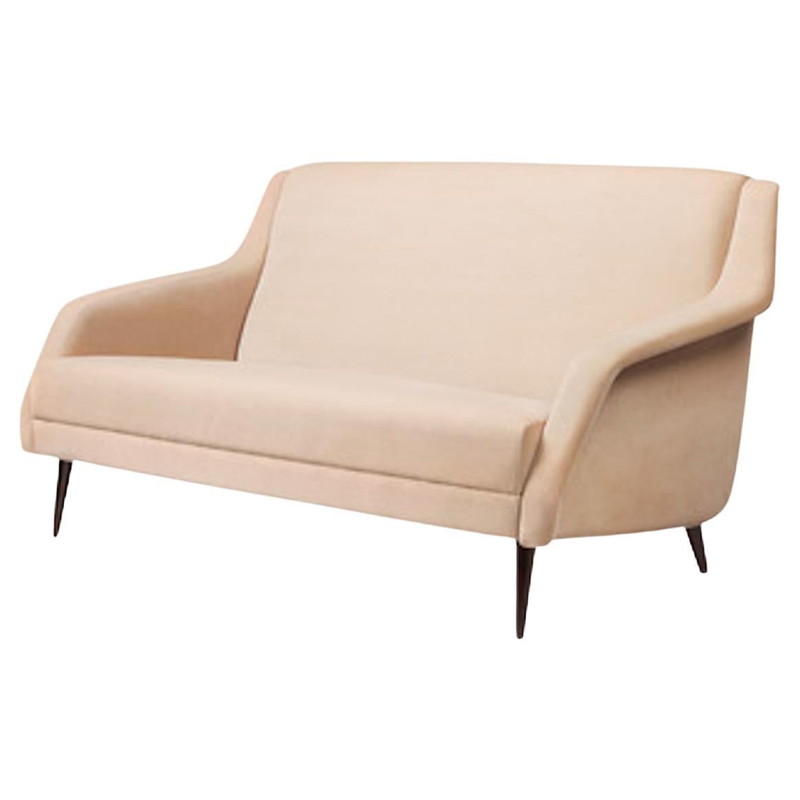https://a.1stdibscdn.com/customizable-gubi-cdc2-sofa-fully-upholstered-designed-by-carlo-de-carli-for-sale/f_44652/f_303611021662749404371/f_30361102_1662749404663_bg_processed.jpg