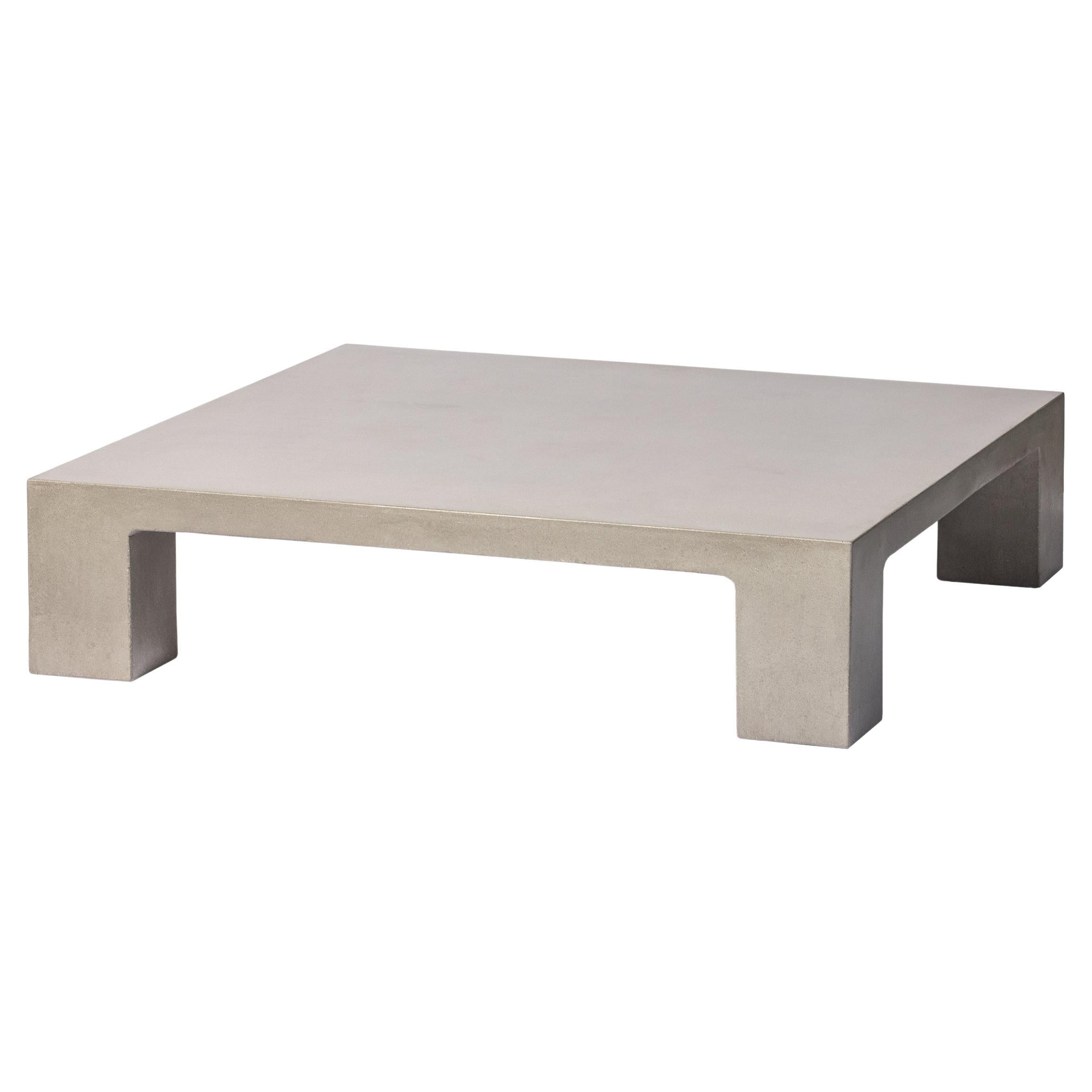 https://a.1stdibscdn.com/james-de-wulf-block-coffee-table-square-60-x-60-for-sale/f_12242/f_304189521663117626618/f_30418952_1663117627173_bg_processed.jpg