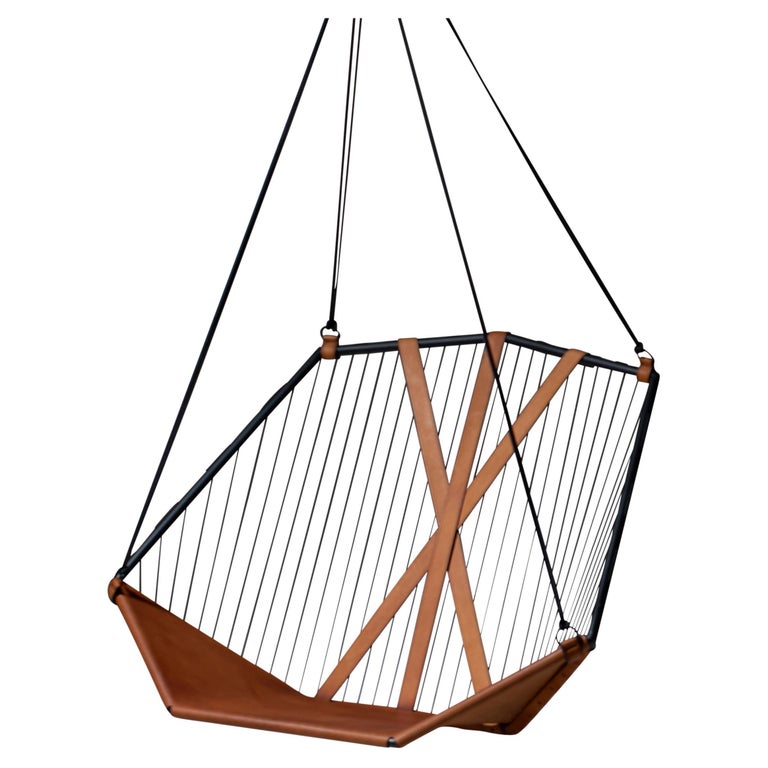 https://a.1stdibscdn.com/genuine-leather-modern-angular-suspended-sling-chair-for-sale/f_32773/f_304216121663153509213/f_30421612_1663153509950_bg_processed.jpg?width=768