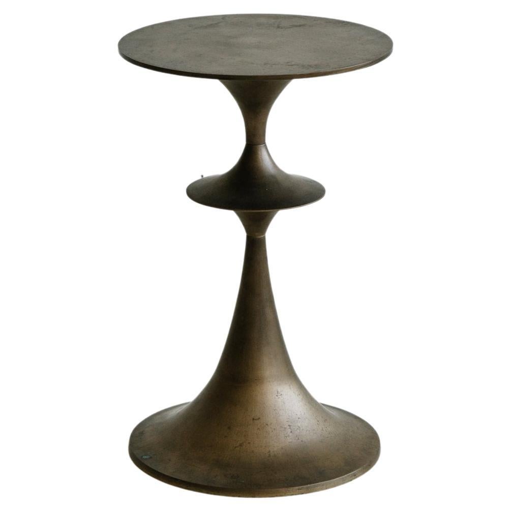 https://a.1stdibscdn.com/umaid-table-in-cast-brass-small-for-sale/f_71162/f_307669221685628700639/f_30766922_1685628700816_bg_processed.jpg