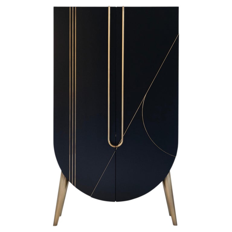 https://a.1stdibscdn.com/modern-saqris-quartz-bar-cabinet-patagonia-stone-handmade-by-greenapple-for-sale/f_53532/f_310152621776168049276/f_31015262_1776168049718_bg_processed.jpg?width=768