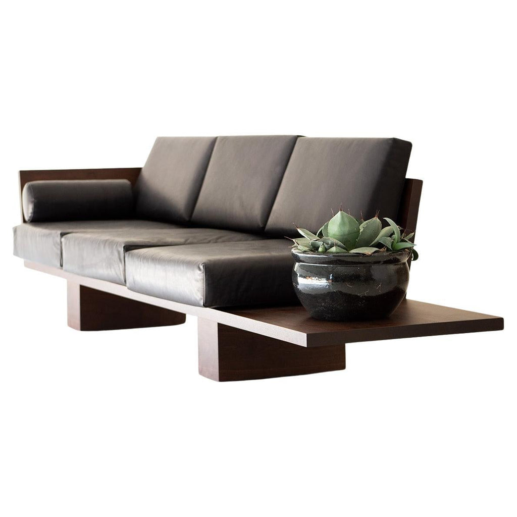 https://a.1stdibscdn.com/modern-leather-sofa-in-walnut-suelo-collection-for-sale/f_9720/f_315015821669668092344/f_31501582_1669668092698_bg_processed.jpg