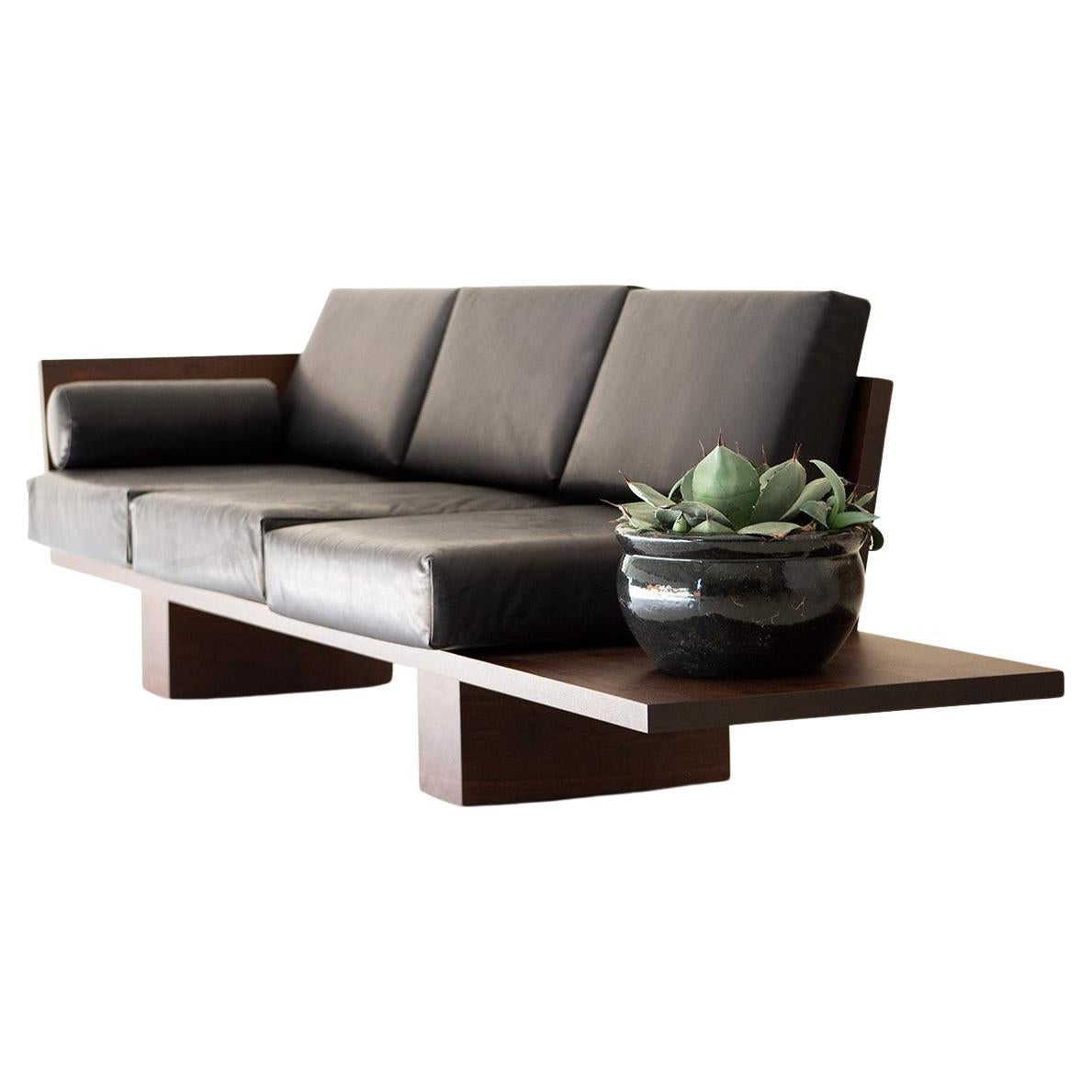 https://a.1stdibscdn.com/modern-leather-sofa-in-walnut-suelo-collection-for-sale/f_9720/f_315015821669668092344/f_31501582_1669668092698_bg_processed.jpg