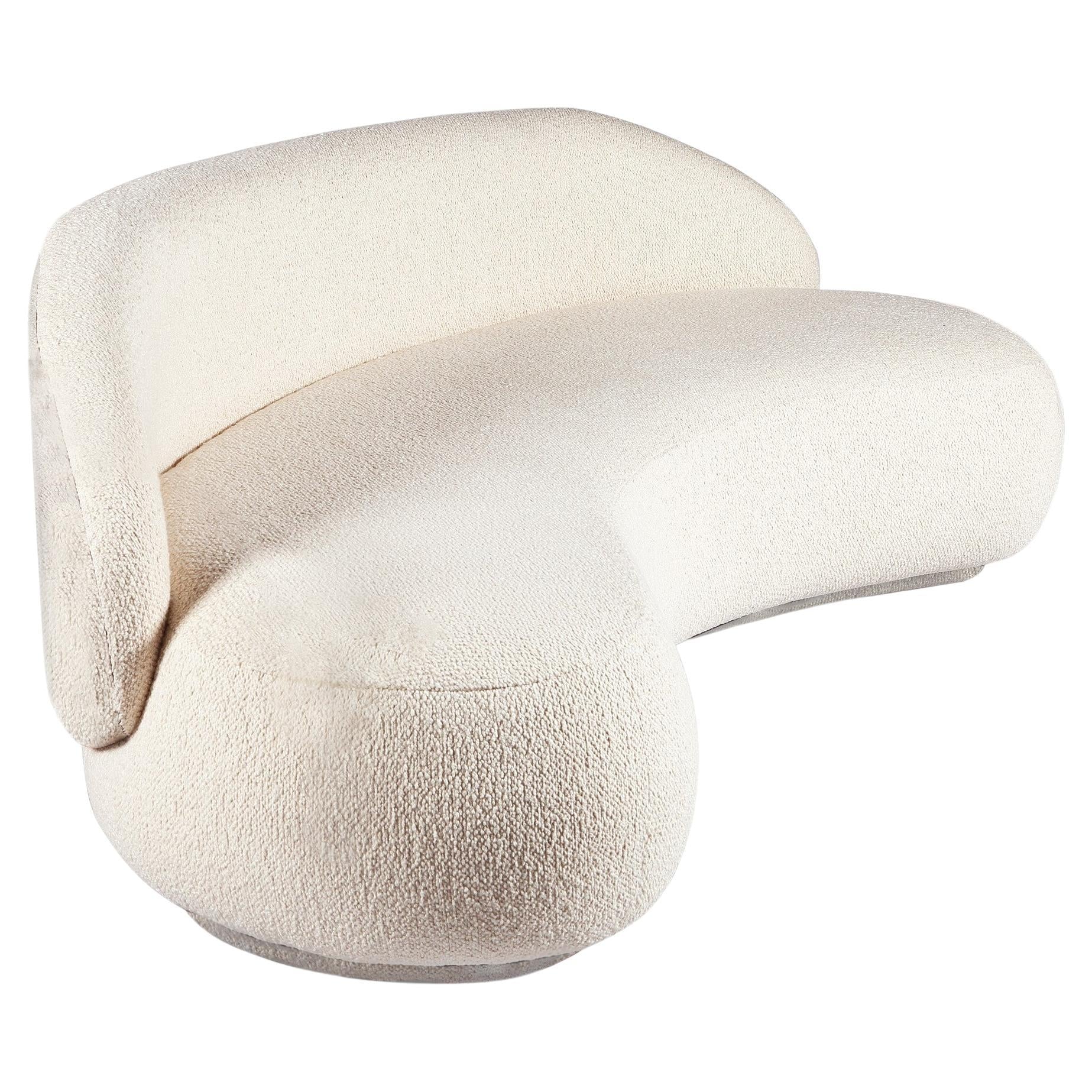 https://a.1stdibscdn.com/pietra-organic-couch-upholstered-in-boucle-fabric-172m-for-sale-picture-2/f_56842/f_397732421715969809491/f_31665422_1670615636904_bg_processed.jpg