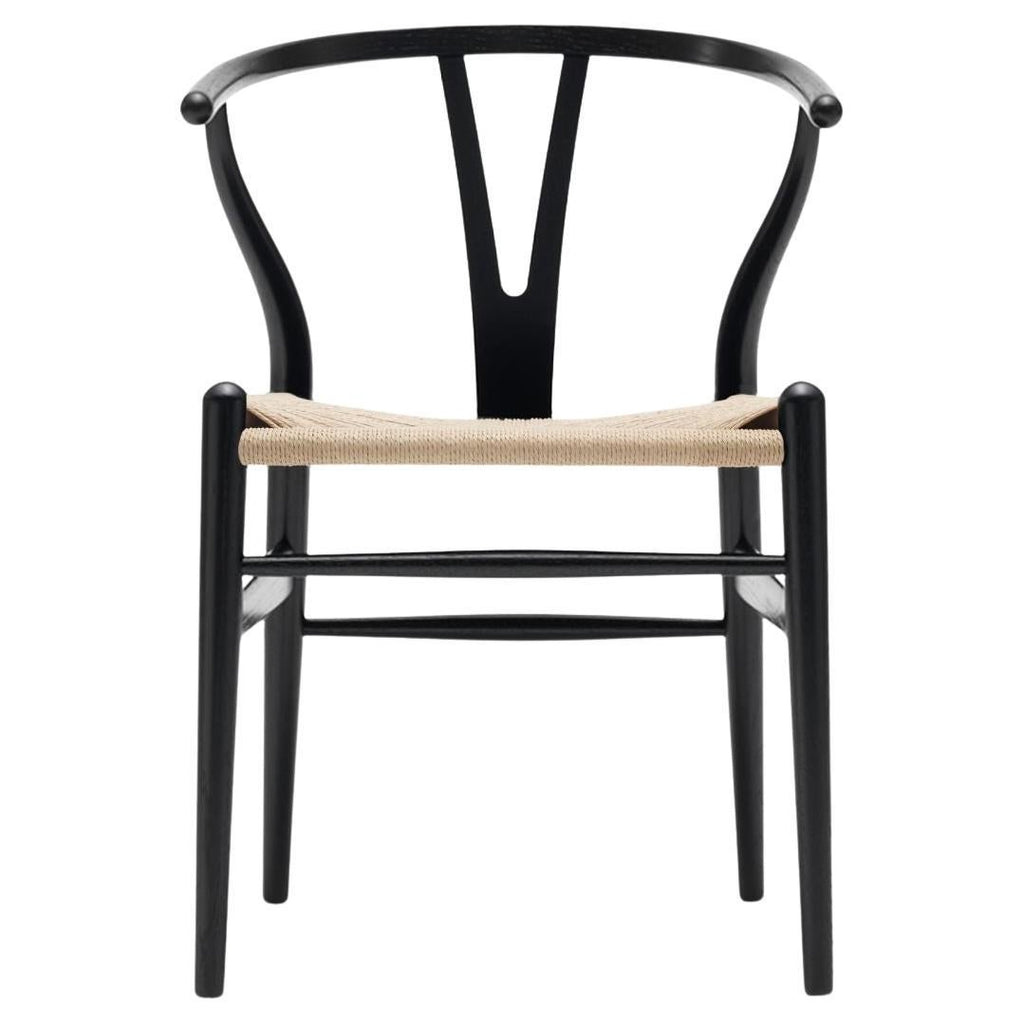 https://a.1stdibscdn.com/hans-j-wegner-ch24-wishbone-chair-in-oak-black-paint-for-carl-hansen-son-for-sale/f_14472/f_317020921670875106787/f_31702092_1670875107080_bg_processed.jpg