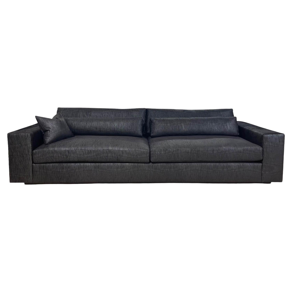 https://a.1stdibscdn.com/model-one-sofa-for-sale/f_78732/f_319247421672075357881/f_31924742_1672075358200_bg_processed.jpg