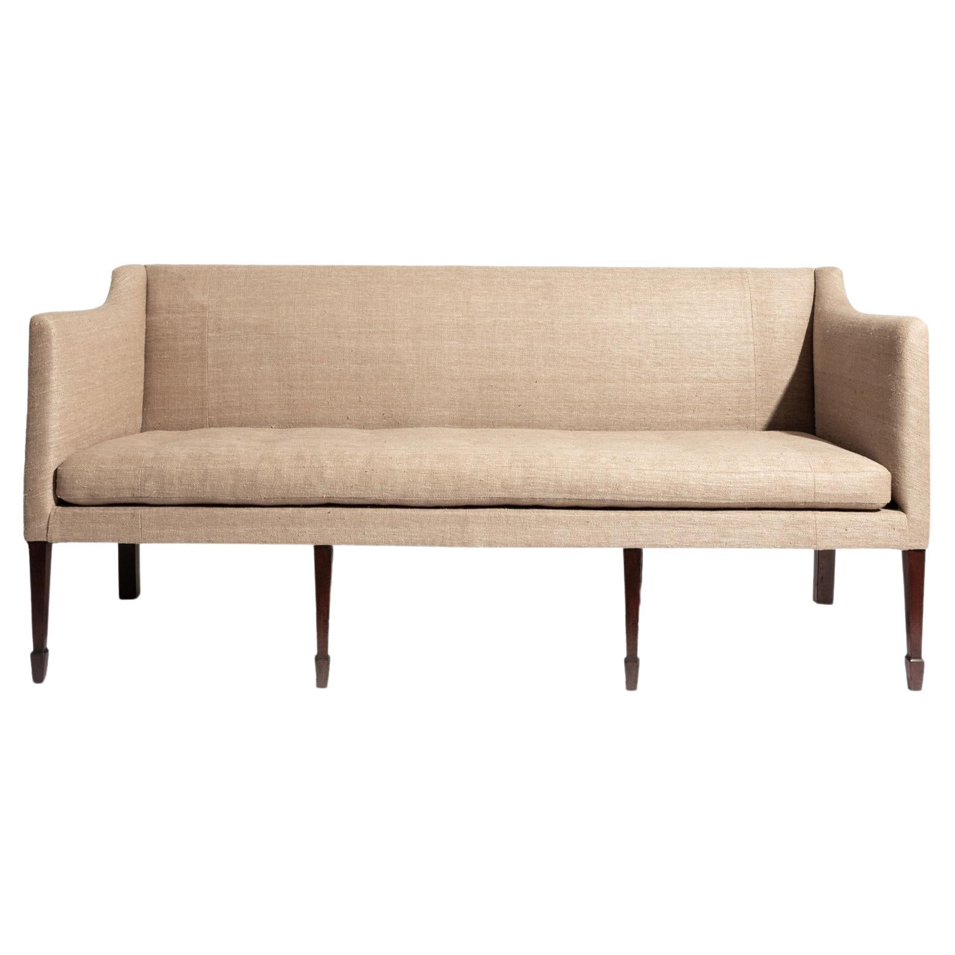 https://a.1stdibscdn.com/bespoke-george-iii-flat-back-sofa-for-sale/f_76442/f_320101521713804767425/f_32010152_1713804767923_bg_processed.jpg