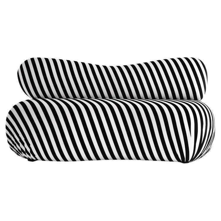 https://a.1stdibscdn.com/majj-studio-striped-sofa-for-sale/f_76852/f_320119721672665824143/f_32011972_1672665824410_bg_processed.jpg