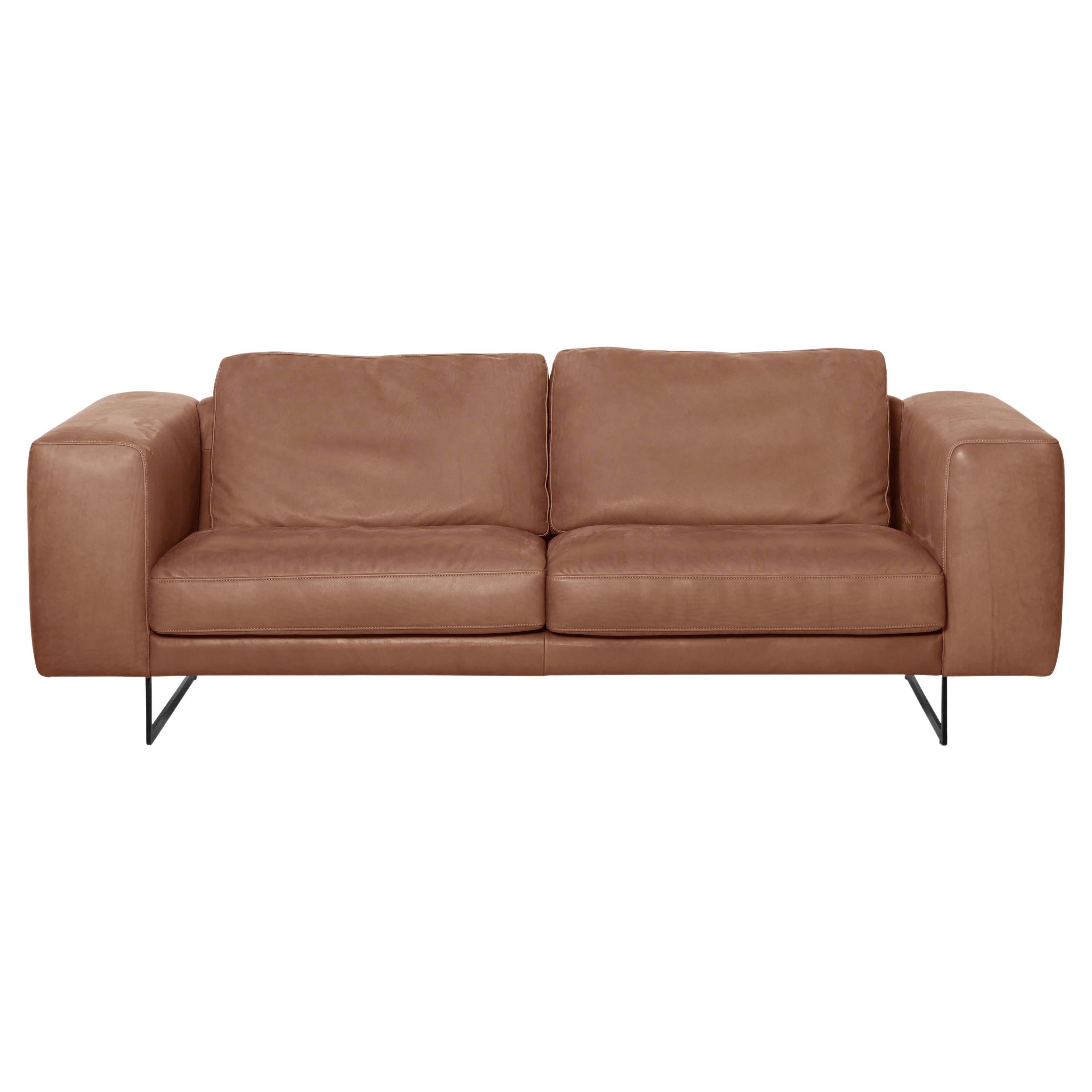 https://a.1stdibscdn.com/de-sede-ds-748-large-two-seat-sofa-in-nougat-upholstery-by-claudio-bellini-for-sale/22569652/f_324067921674643259033/f_32406792_1674643260386_bg_processed.jpg