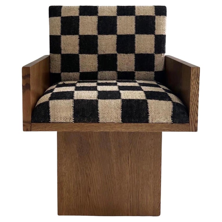 https://a.1stdibscdn.com/the-jmf-chair-by-forsyth-for-sale/f_17012/f_325791021675439236864/f_32579102_1675439237359_bg_processed.jpg?width=768