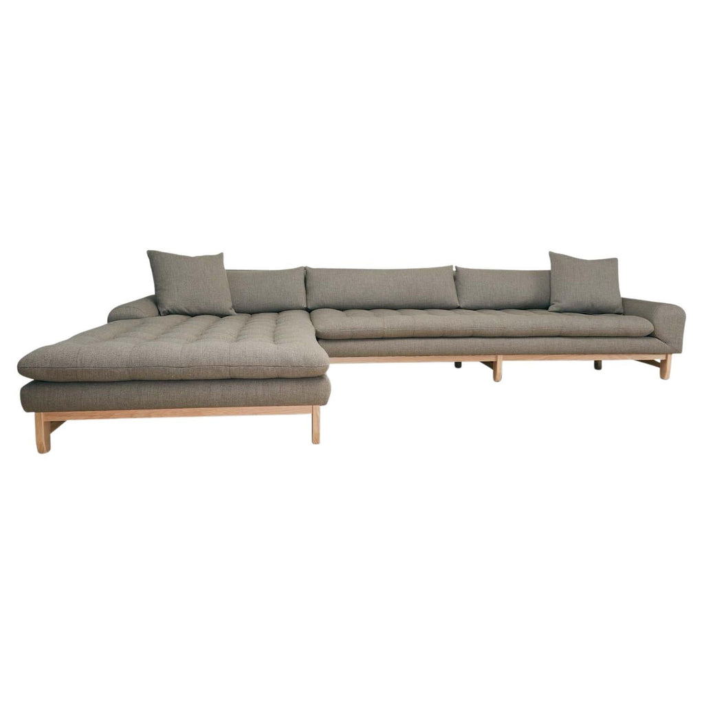 https://a.1stdibscdn.com/morro-sectional-xl-by-lawson-fenning-for-sale/f_8060/f_326551321675815831451/f_32655132_1675815831719_bg_processed.jpg