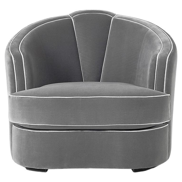 https://a.1stdibscdn.com/art-deco-style-velvet-armchair-w-piping-for-sale/f_27693/f_329159921677184907780/f_32915992_1677184907958_bg_processed.jpg
