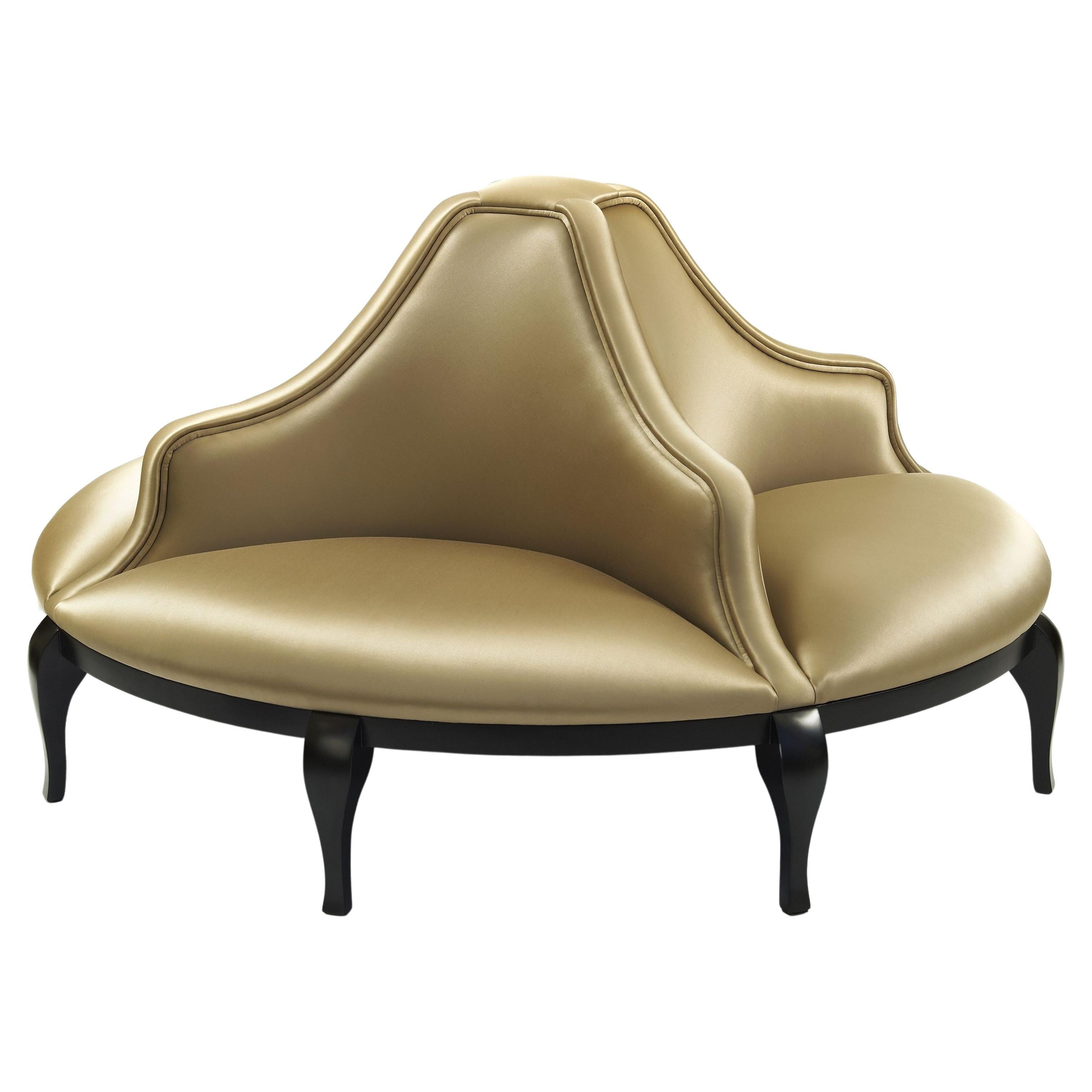 https://a.1stdibscdn.com/victorian-style-round-sofa-in-cotton-satin-for-sale-picture-2/f_27693/f_329277621677147529952/f_32927762_1677147531126_bg_processed.jpg