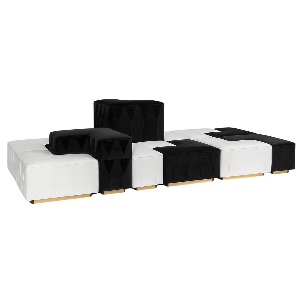 https://a.1stdibscdn.com/yin-yang-modular-sofa-in-velvet-for-sale/f_27693/f_329928521677400790354/f_32992852_1677400790623_bg_processed.jpg