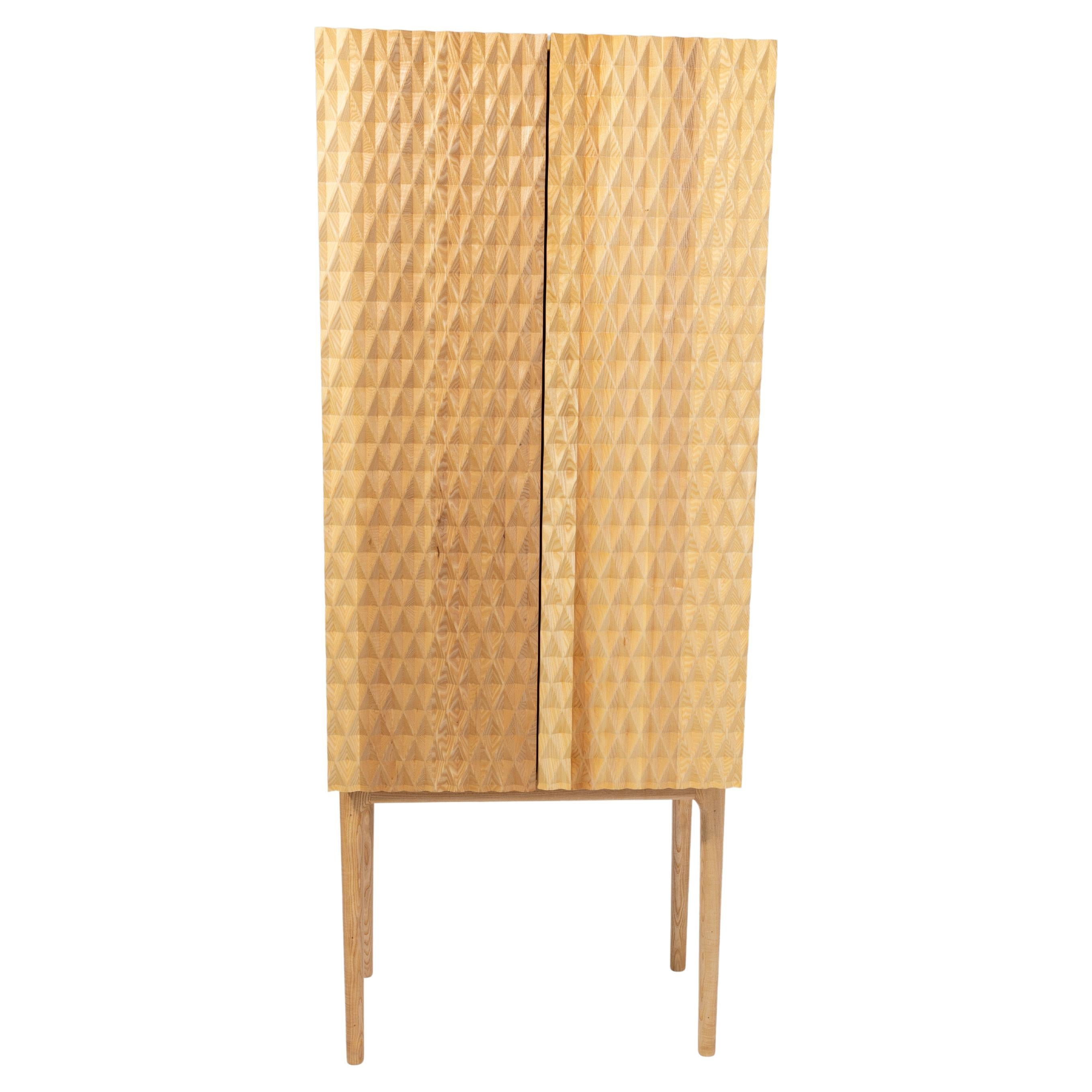 https://a.1stdibscdn.com/natural-solid-wood-bar-cabinet-for-sale/f_82682/f_330531421677689302928/f_33053142_1677689304040_bg_processed.jpg