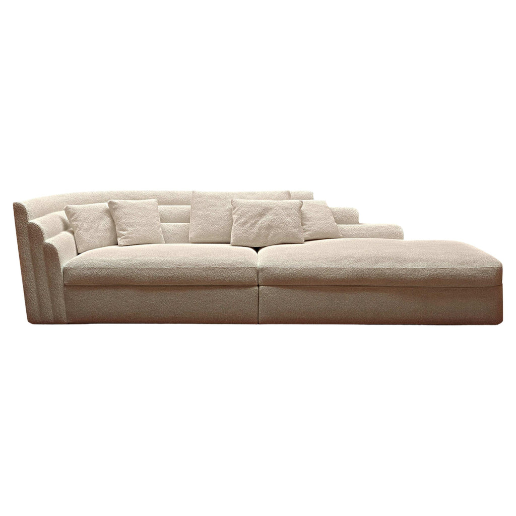 https://a.1stdibscdn.com/theater-sofa-for-sale/f_17062/f_332800021678788535439/f_33280002_1678788536381_bg_processed.jpg
