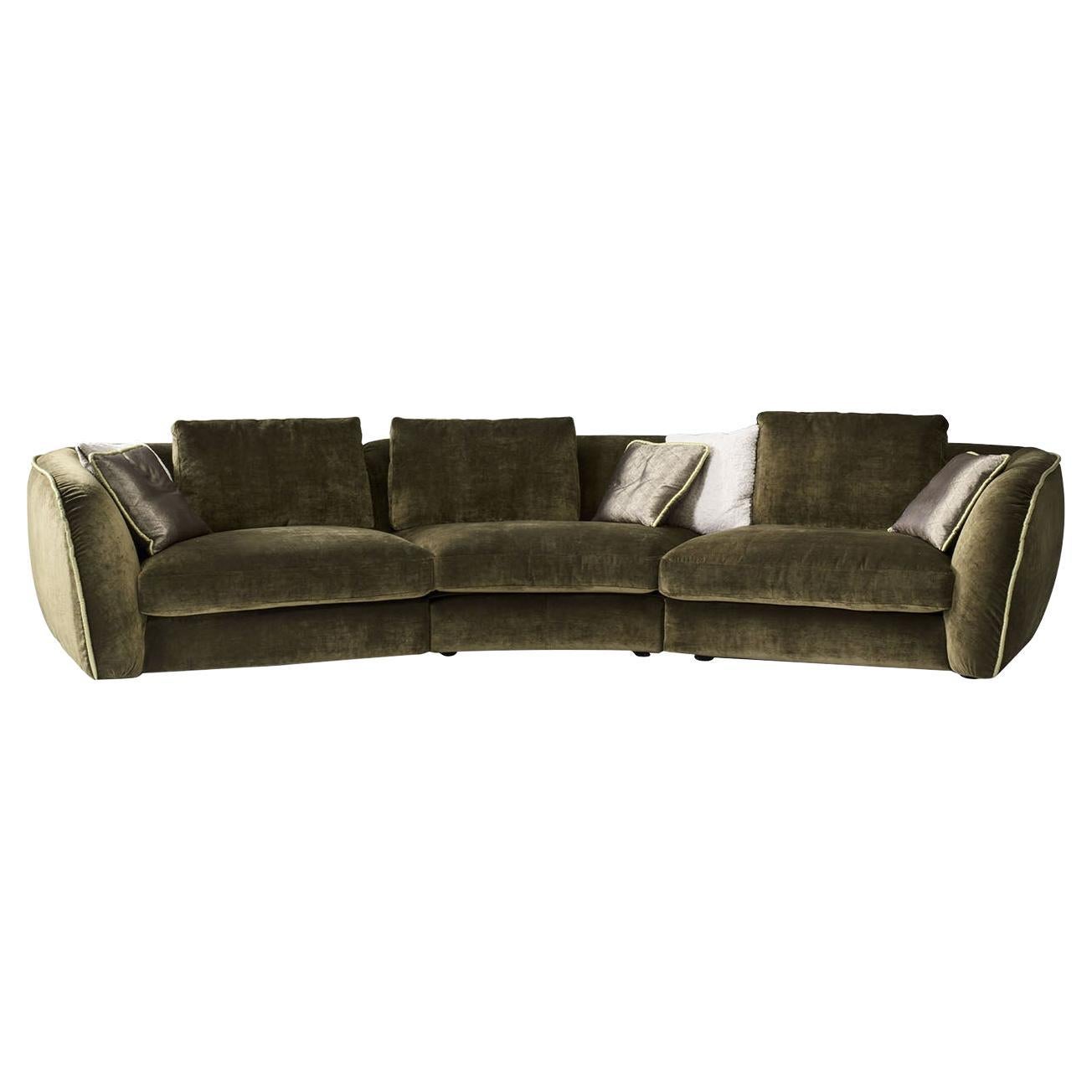 https://a.1stdibscdn.com/levante-green-sofa-for-sale/f_17062/f_333503821679072339390/f_33350382_1679072339716_bg_processed.jpg