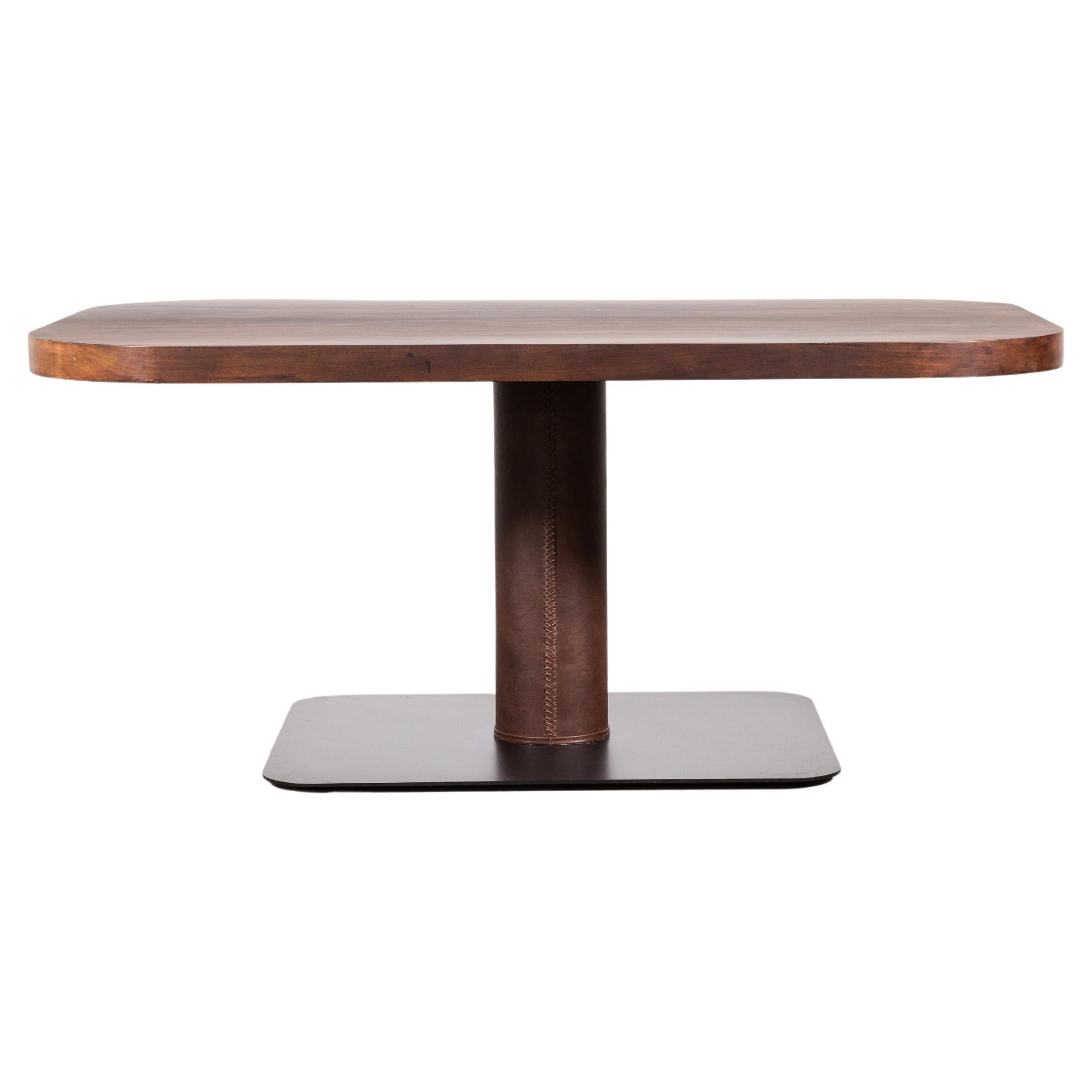 https://a.1stdibscdn.com/modern-square-wood-stitched-leather-pedestal-table-from-costantini-vincenzo-for-sale/f_25173/f_338442921681732172247/f_33844292_1681732172836_bg_processed.jpg