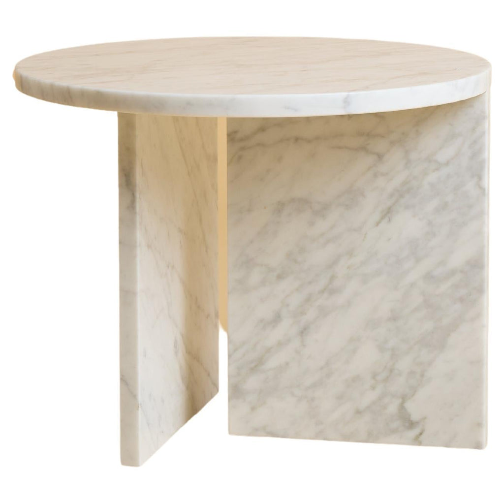 https://a.1stdibscdn.com/carrara-marble-circular-coffee-table-made-in-italy-for-sale/f_80972/f_340105721682603431045/f_34010572_1682603431518_bg_processed.jpg