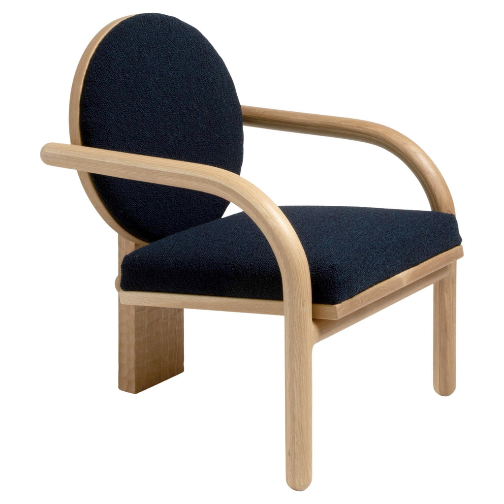 https://a.1stdibscdn.com/upholstered-theia-lounge-chair-in-natural-oak-by-cultivation-objects-for-sale/f_37133/f_342256621683752028945/f_34225662_1683752029940_bg_processed.jpg