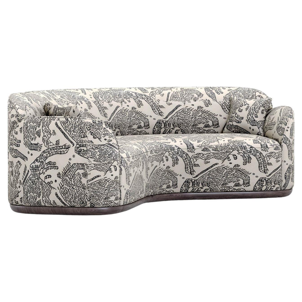 https://a.1stdibscdn.com/contemporary-sofa-unio-curved-in-tiger-mountain-for-sale/f_31233/f_342305921683803965308/f_34230592_1683803965642_bg_processed.jpg