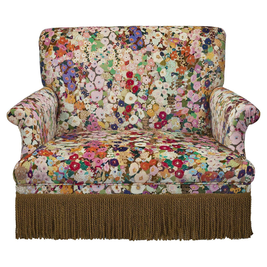 https://a.1stdibscdn.com/hollyhocks-velvet-loveseat-spring-for-sale/22569652/f_343394121685436297132/f_34339412_1685436297790_bg_processed.jpg