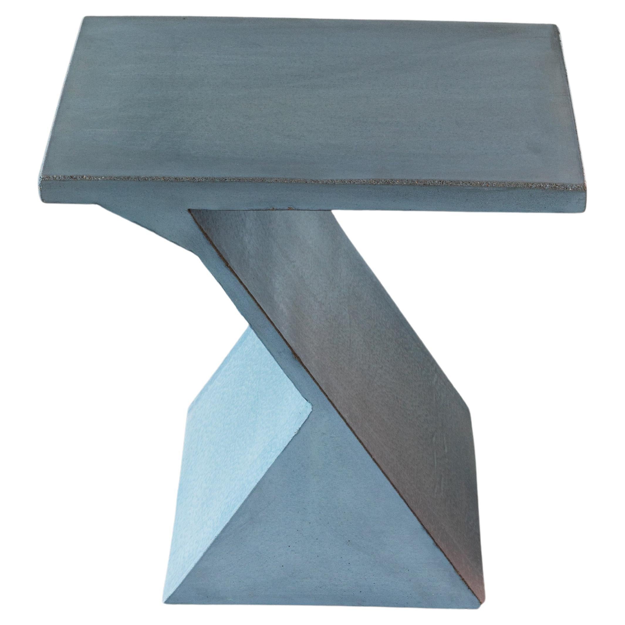 https://a.1stdibscdn.com/abecedario-collection-letter-l-side-table-in-concrete-popsicle-cement-color-for-sale/f_38941/f_343911121684744730025/f_34391112_1684744730859_bg_processed.jpg