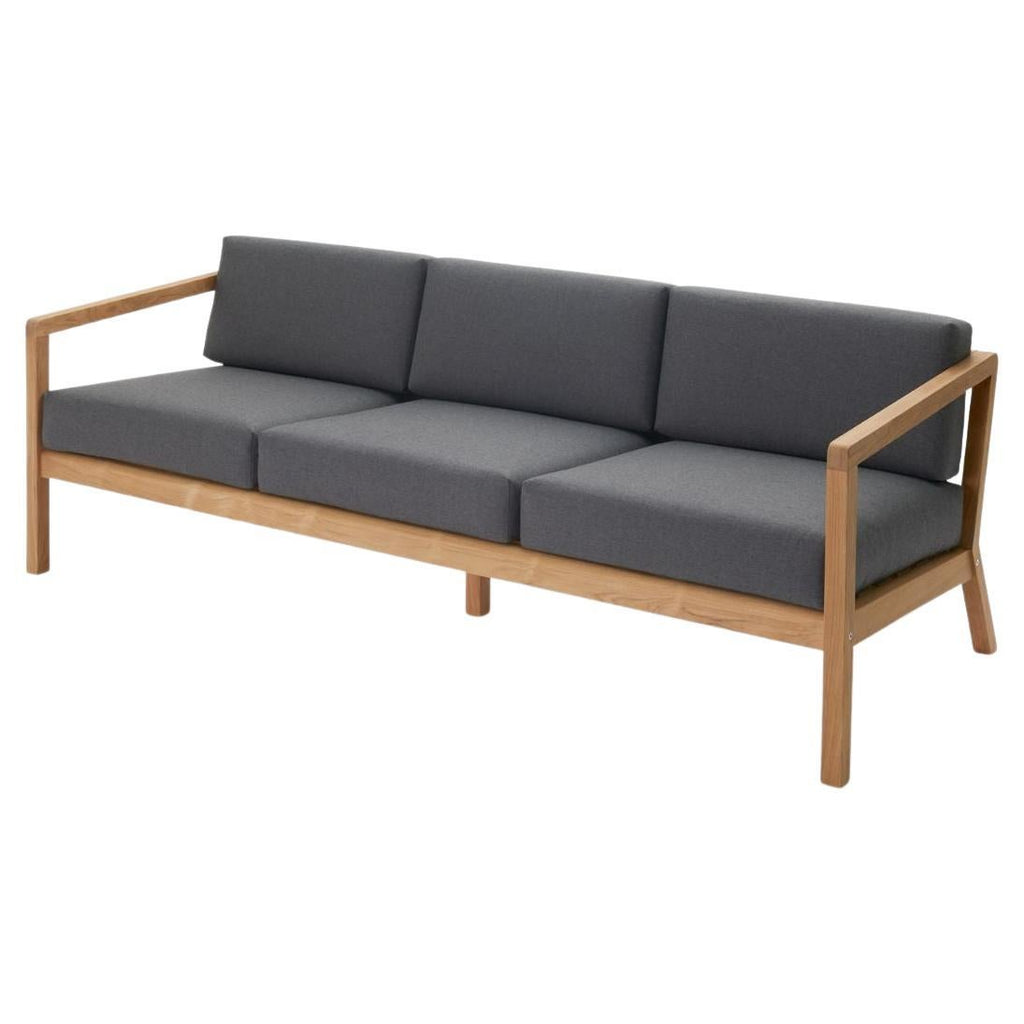 https://a.1stdibscdn.com/outdoor-virkelyst-3-seater-sofa-in-teak-and-yellow-striped-fabric-for-skagerak-for-sale-picture-13/f_14472/f_346228421686008995257/f_34622812_1686008850139_bg_processed.jpg