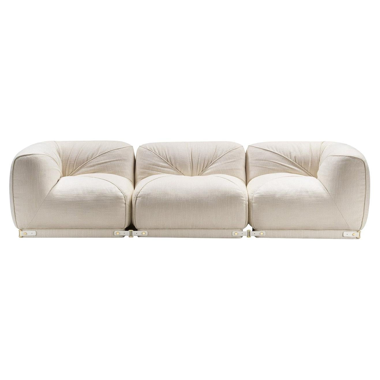 https://a.1stdibscdn.com/laisure-3-seater-white-sofa-by-lorenza-bozzoli-for-sale/f_17062/f_346843321686307300352/f_34684332_1686307300646_bg_processed.jpg