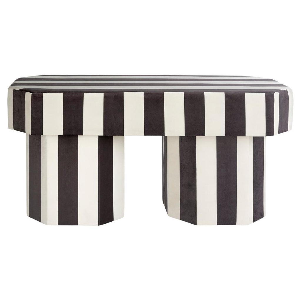 https://a.1stdibscdn.com/viva-stripe-black-and-white-bench-by-houtique-for-sale/f_12192/f_349874621687901896967/f_34987462_1687901897356_bg_processed.jpg