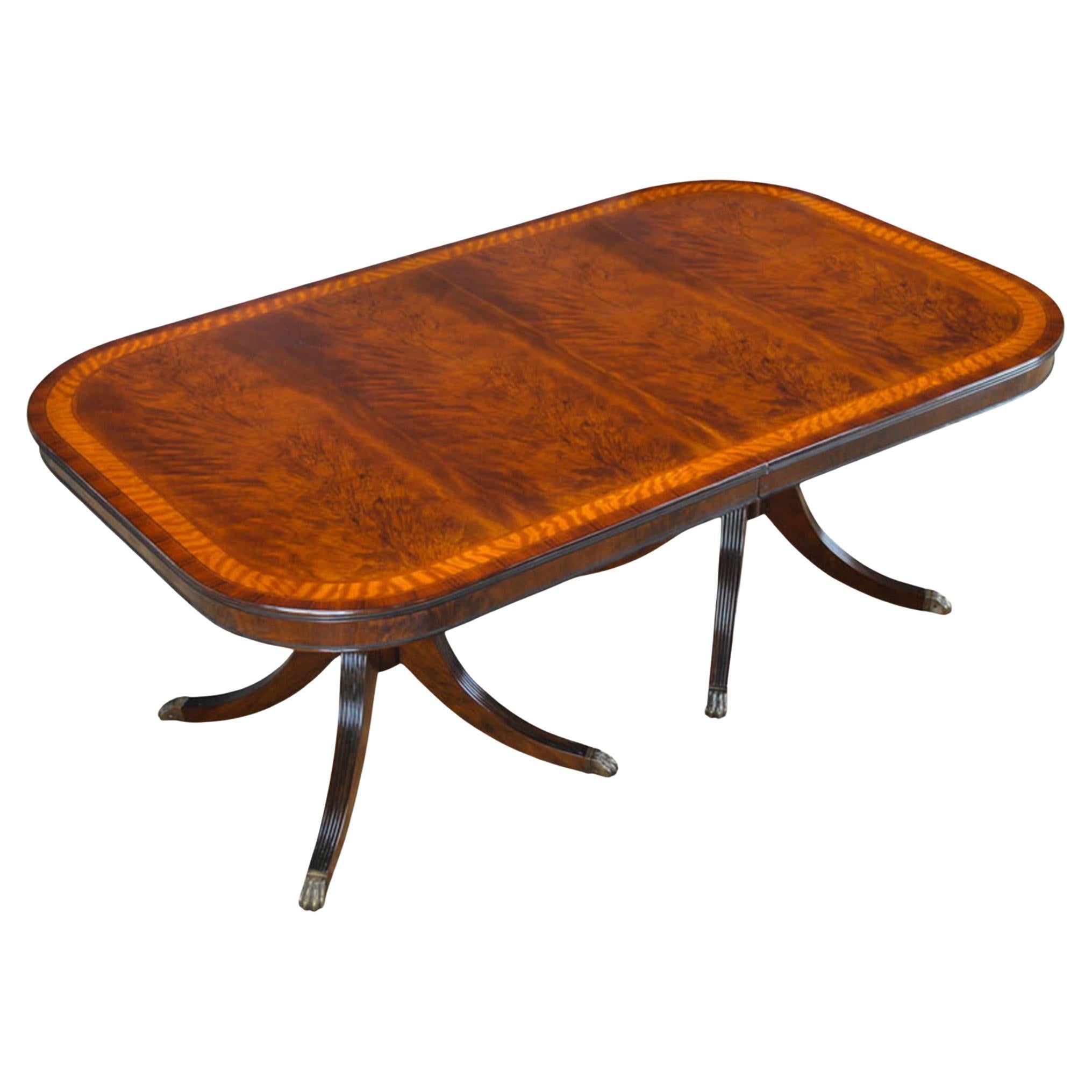 https://a.1stdibscdn.com/banded-mahogany-dining-table-for-sale/f_85472/f_350139721688049533958/f_35013972_1688049534740_bg_processed.jpg
