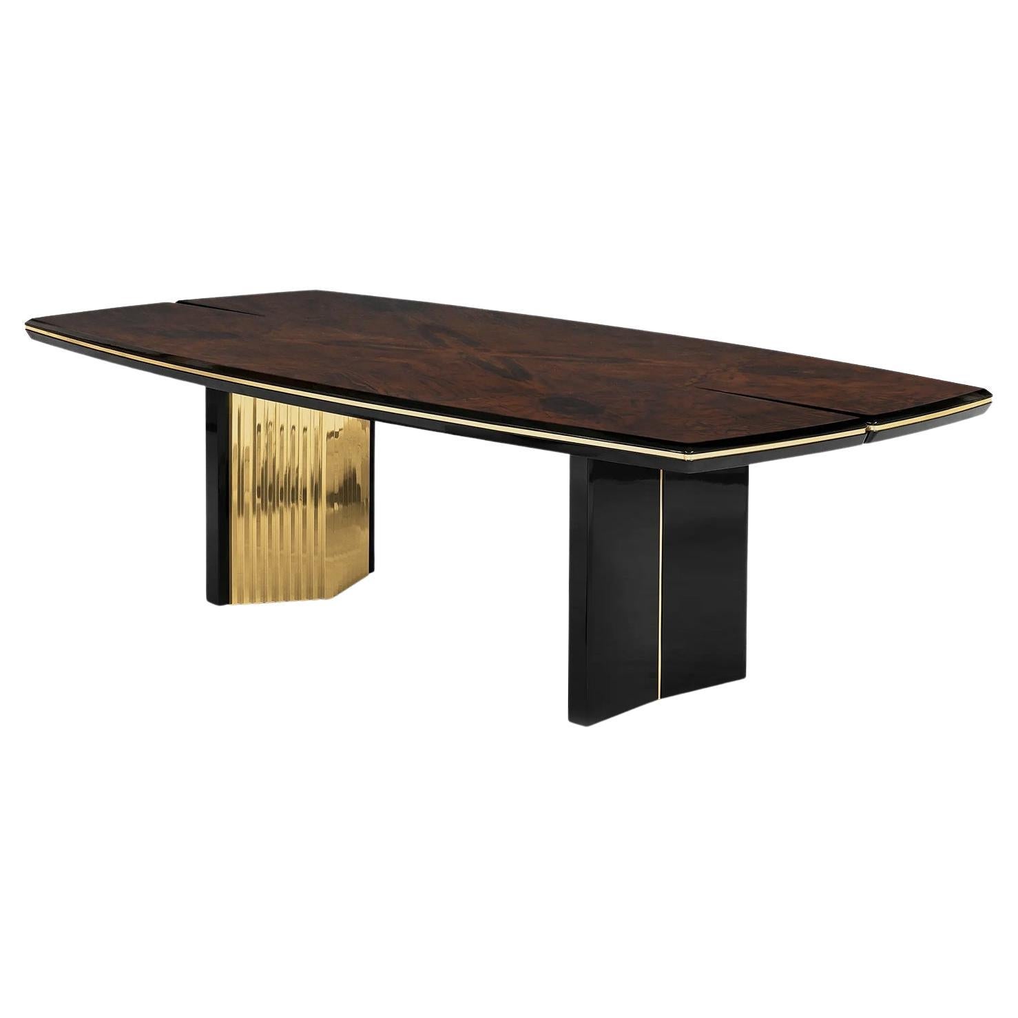 https://a.1stdibscdn.com/maxima-walnut-dining-table-for-sale/f_14282/f_352107021689250474652/f_35210702_1689250475000_bg_processed.jpg