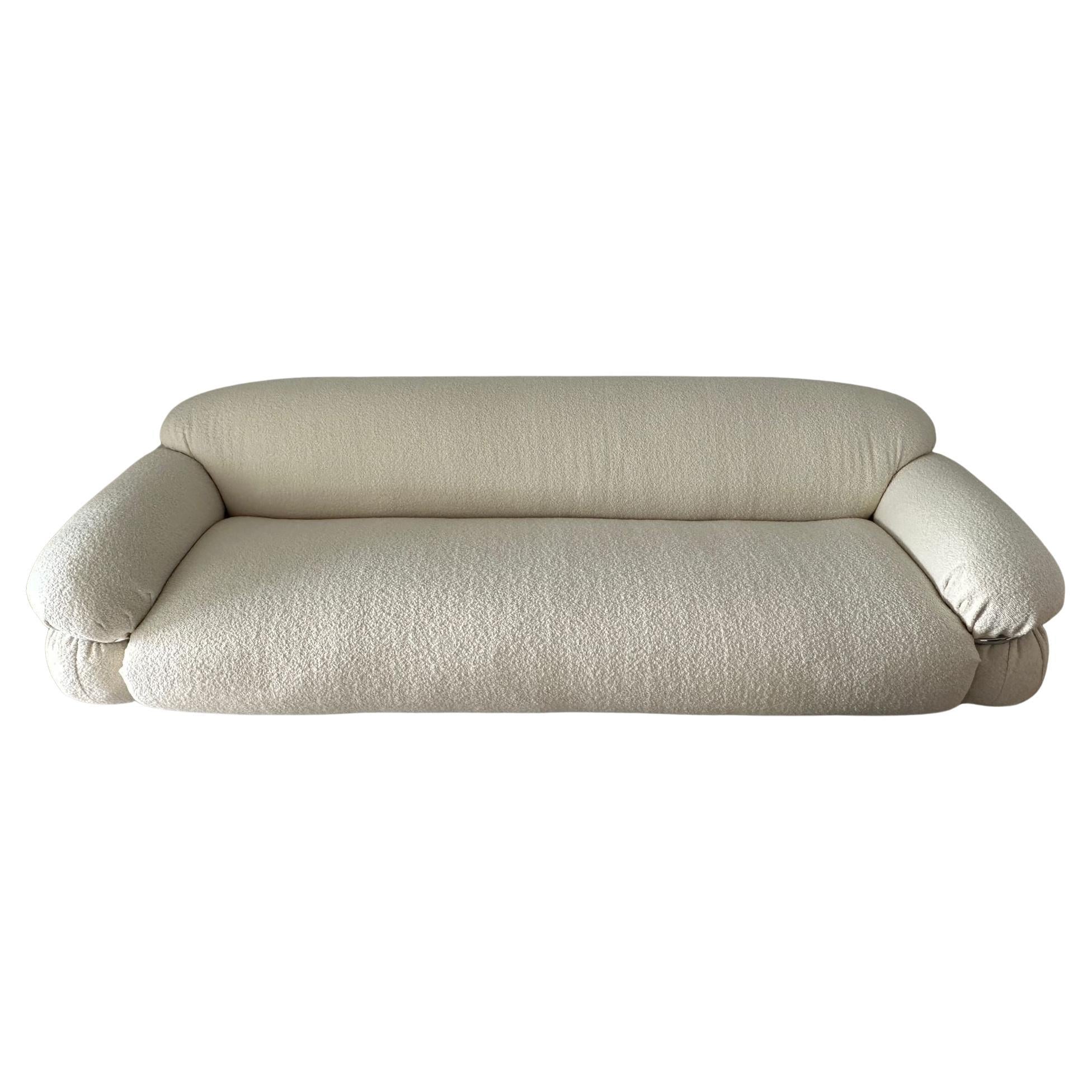https://a.1stdibscdn.com/new-tacchini-sesann-sofa-by-gianfranco-frattini-in-stock-for-sale/f_44652/f_356152721710349790425/f_35615272_1710349790968_bg_processed.jpg
