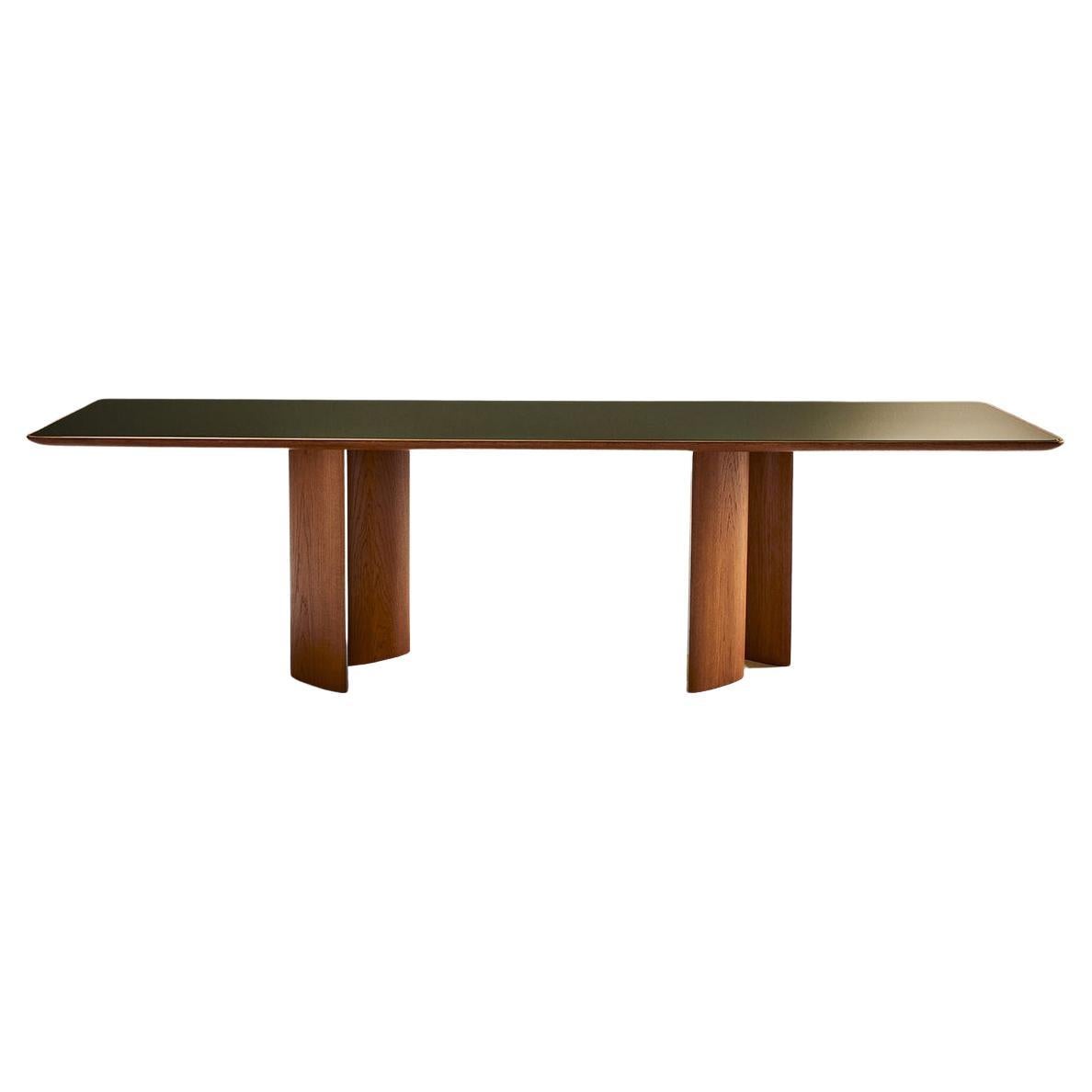 https://a.1stdibscdn.com/lacquered-glass-and-honey-oak-wood-dining-table-by-tatjana-von-stein-france-for-sale-picture-2/f_89372/f_357037721692178126760/f_35703772_1692178127069_bg_processed.jpg