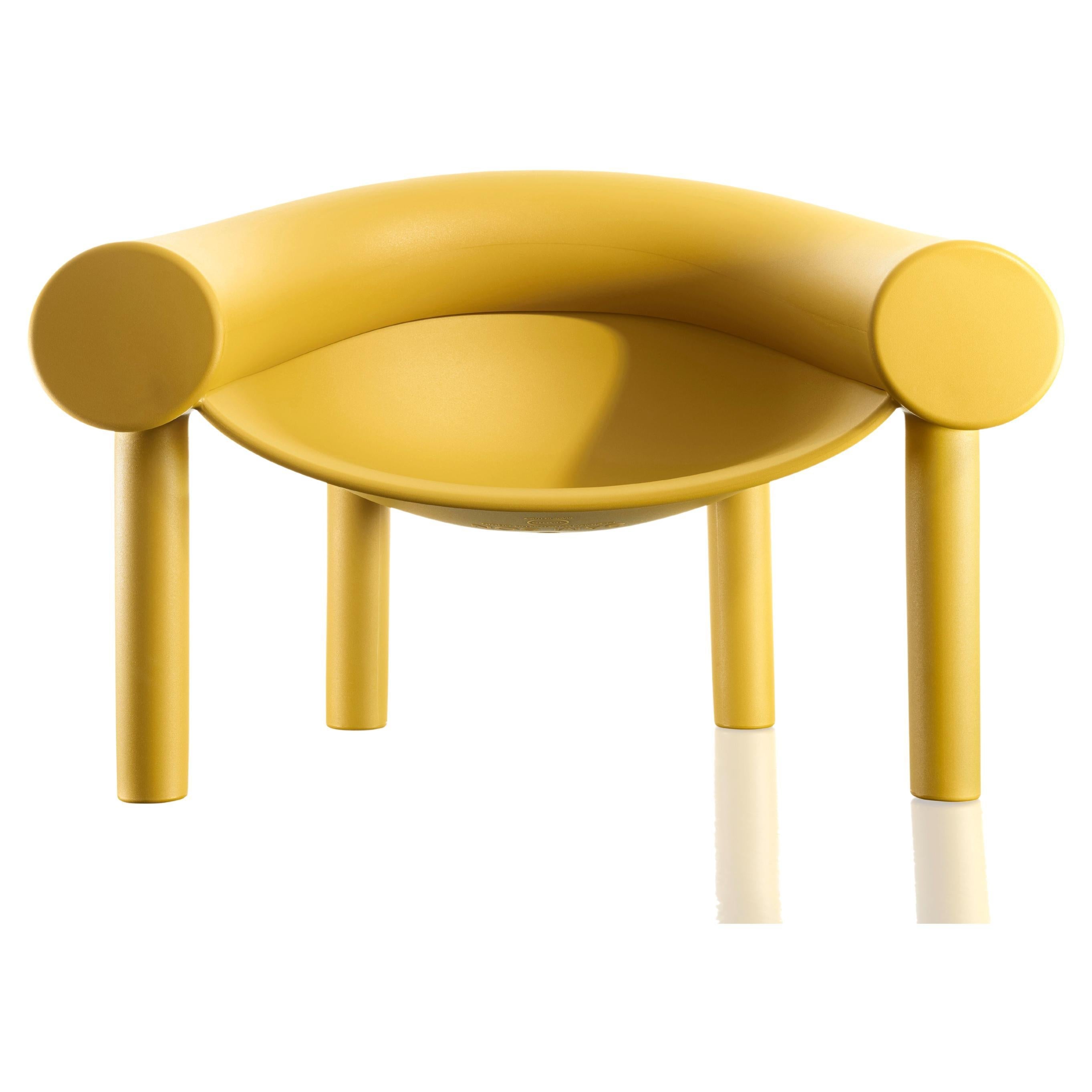 https://a.1stdibscdn.com/sam-son-armchair-in-curry-by-konstantin-grcic-for-magis-for-sale/f_16392/f_361518021694656257948/f_36151802_1694656258931_bg_processed.jpg