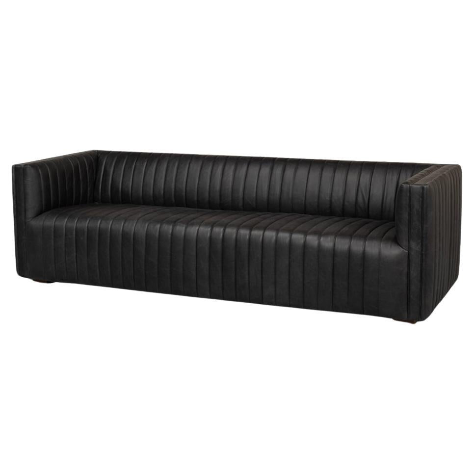 https://a.1stdibscdn.com/black-leather-mid-century-sofa-for-sale/f_8038/f_365522021696972159719/f_36552202_1696972160001_bg_processed.jpg
