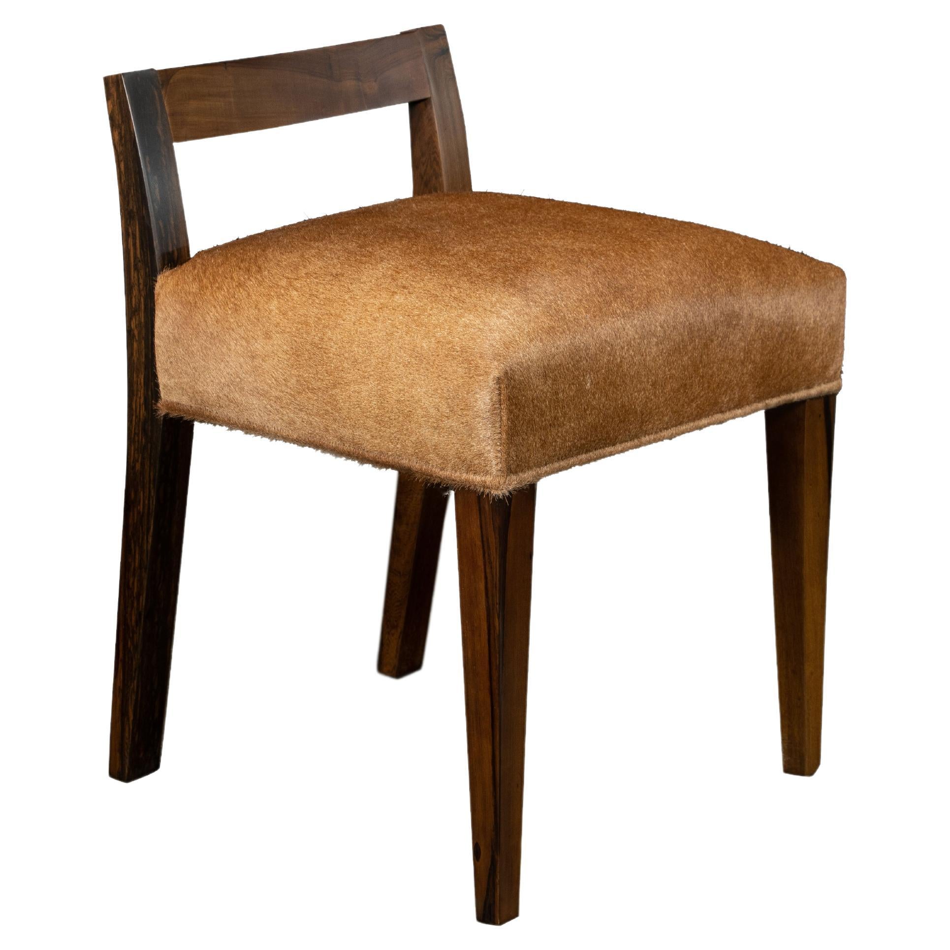 https://a.1stdibscdn.com/modern-low-side-chair-in-exotic-wood-hair-hide-from-costantini-umberto-for-sale/f_25173/f_366835621697658103420/f_36683562_1697658104079_bg_processed.jpg