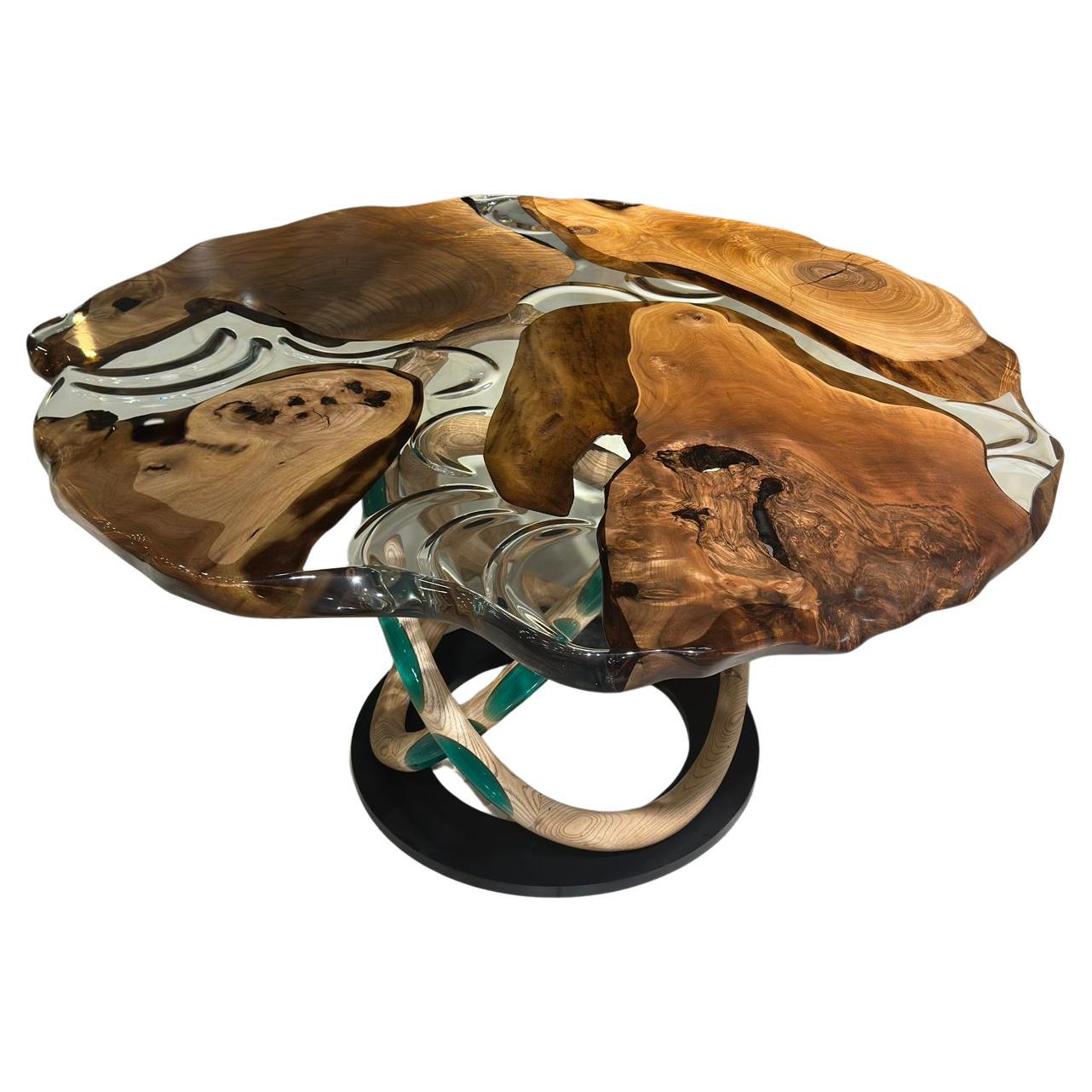 https://a.1stdibscdn.com/clear-epoxy-resin-modern-wooden-dining-table-round-epoxy-table-for-sale/f_91932/f_368114621728099011146/f_36811462_1728099011486_bg_processed.jpg