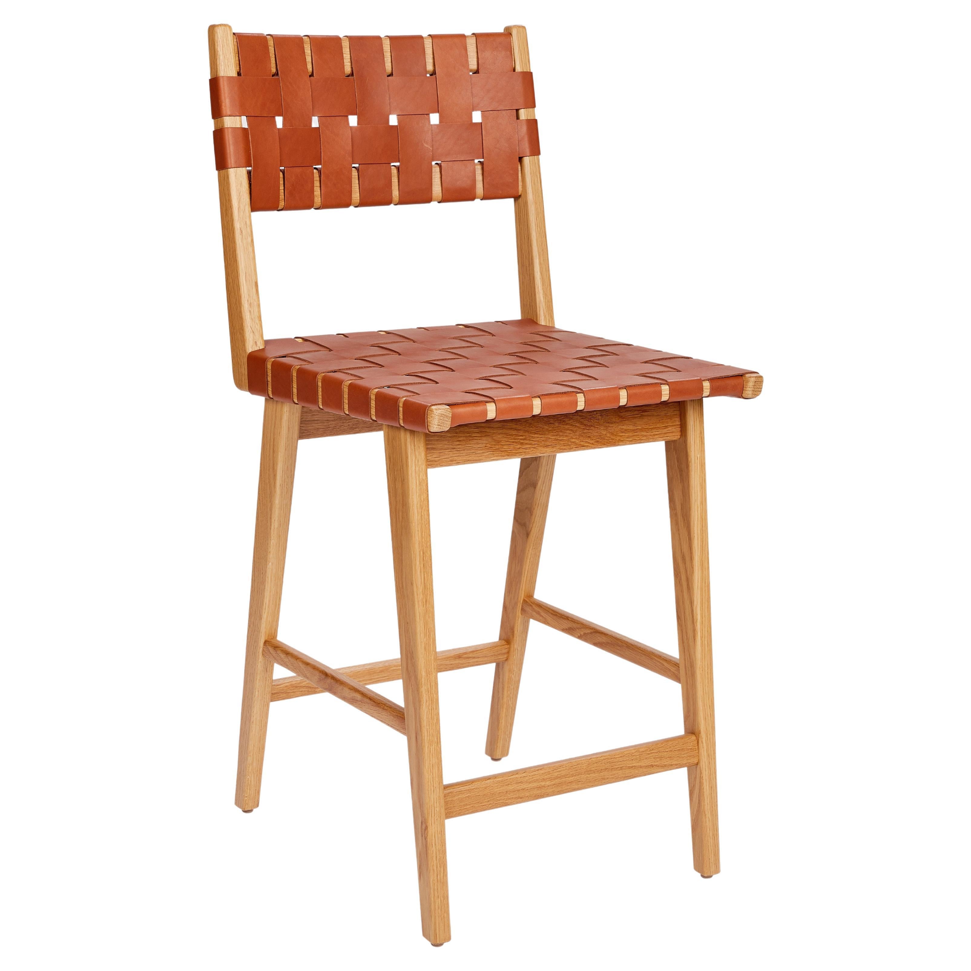 https://a.1stdibscdn.com/woven-leather-backed-bar-stool-in-oak-and-caramel-leather-by-mel-smilow-for-sale/f_49941/f_369249521699031280438/f_36924952_1699031281503_bg_processed.jpg