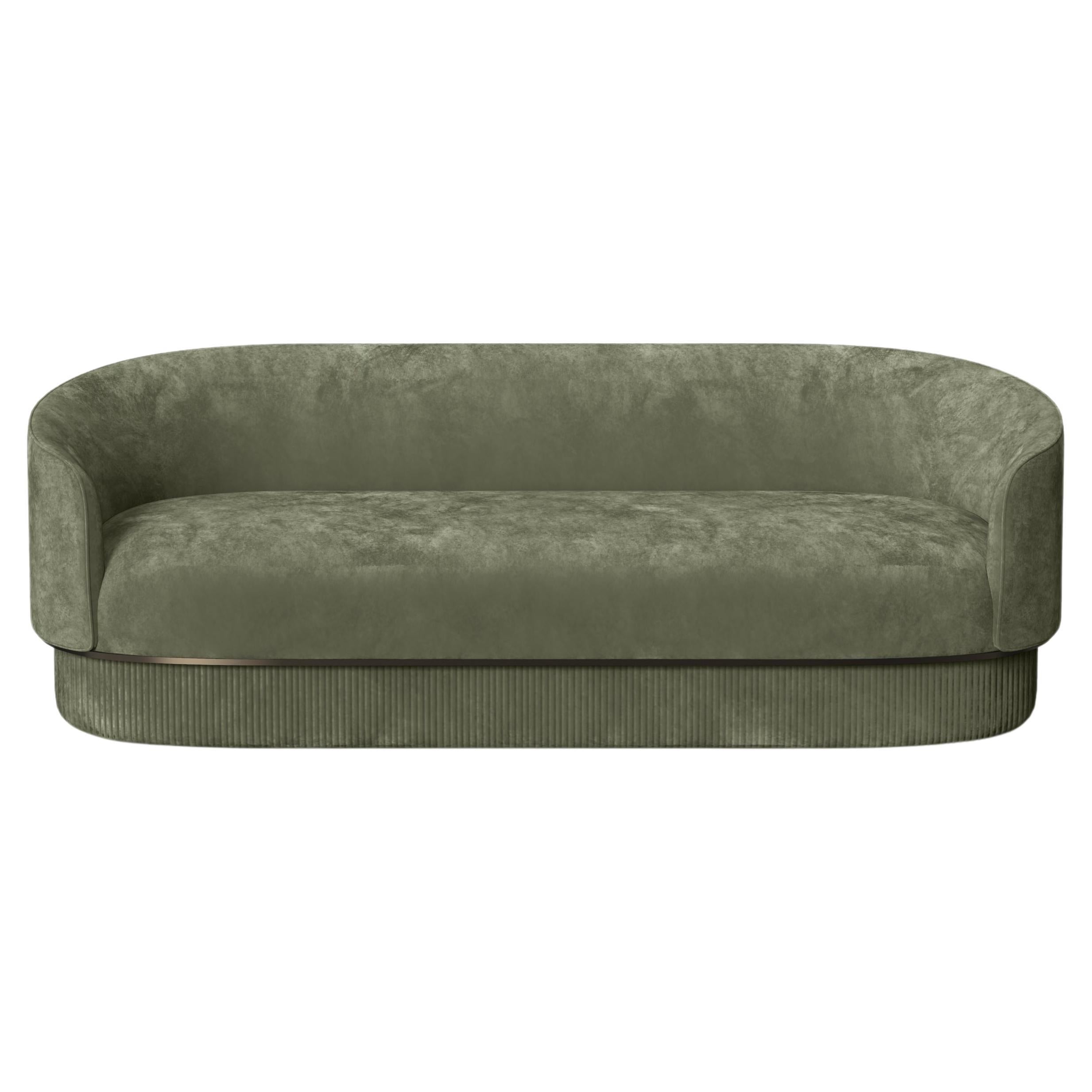 https://a.1stdibscdn.com/modern-gentle-sofa-in-green-velvet-and-bronze-metal-for-sale/f_58982/f_369559321699265692130/f_36955932_1699265692783_bg_processed.jpg