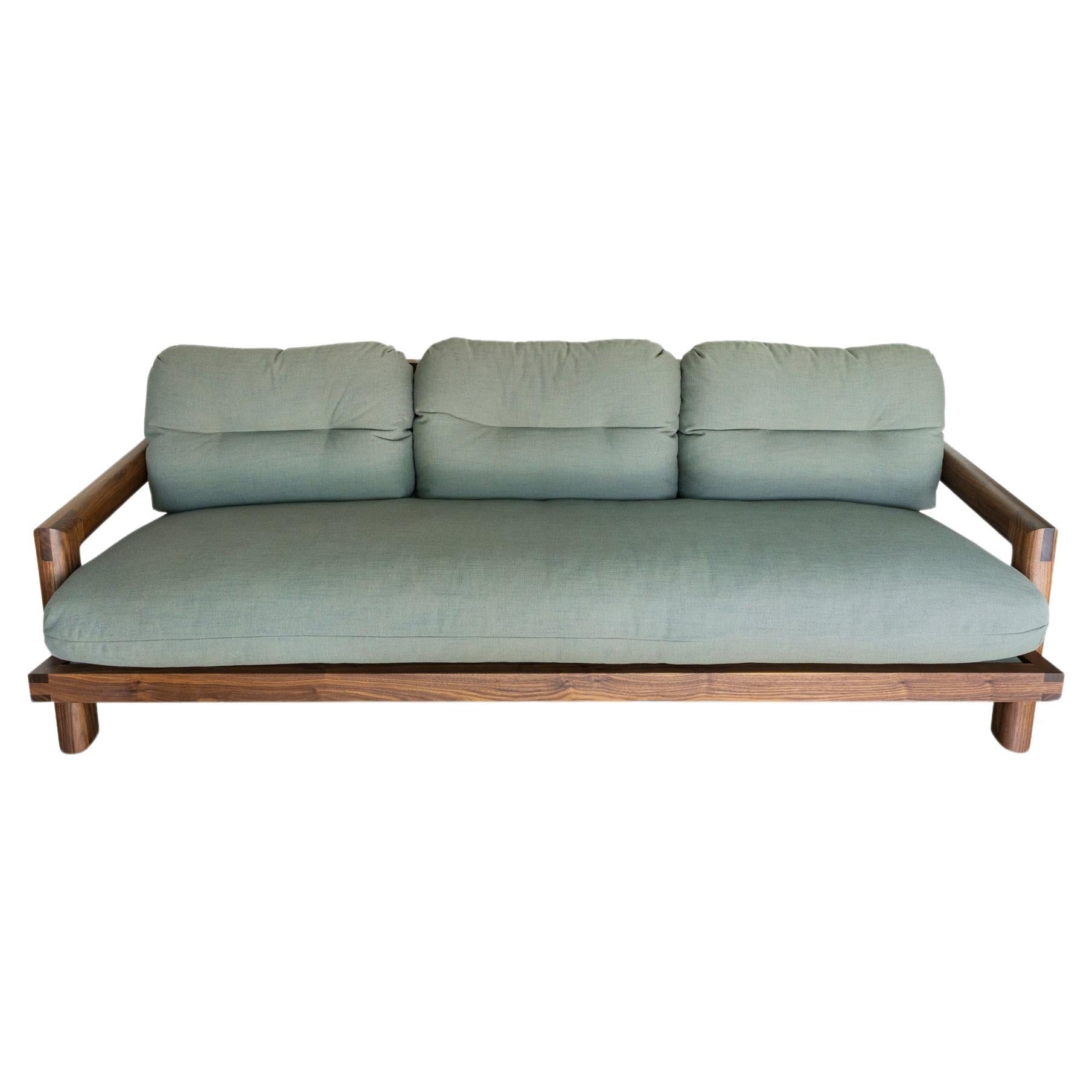 https://a.1stdibscdn.com/tambu-sofa-for-sale/f_24193/f_369658821699297468619/f_36965882_1699297469134_bg_processed.jpg