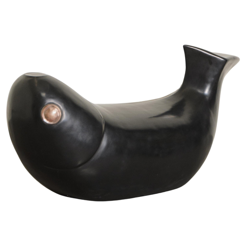 https://a.1stdibscdn.com/contemporary-black-lacquer-fish-seat-w-copper-eye-by-robert-kuo-for-sale/f_17792/f_370400721699654772336/f_37040072_1699654773340_bg_processed.jpg
