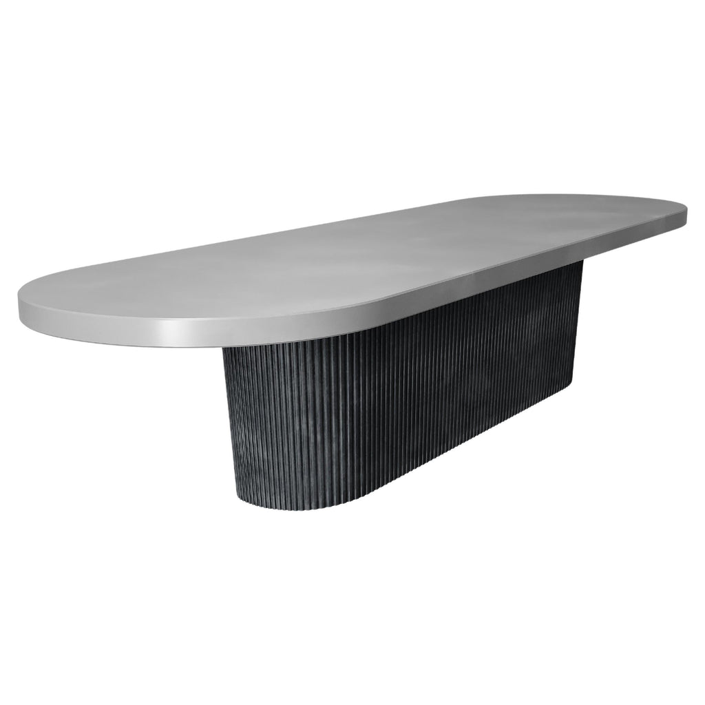 https://a.1stdibscdn.com/brutal-monolith-outdoor-concrete-dining-table-in-black-grey-finish-for-sale/f_27693/f_376472521703019639487/f_37647252_1703019640162_bg_processed.jpg